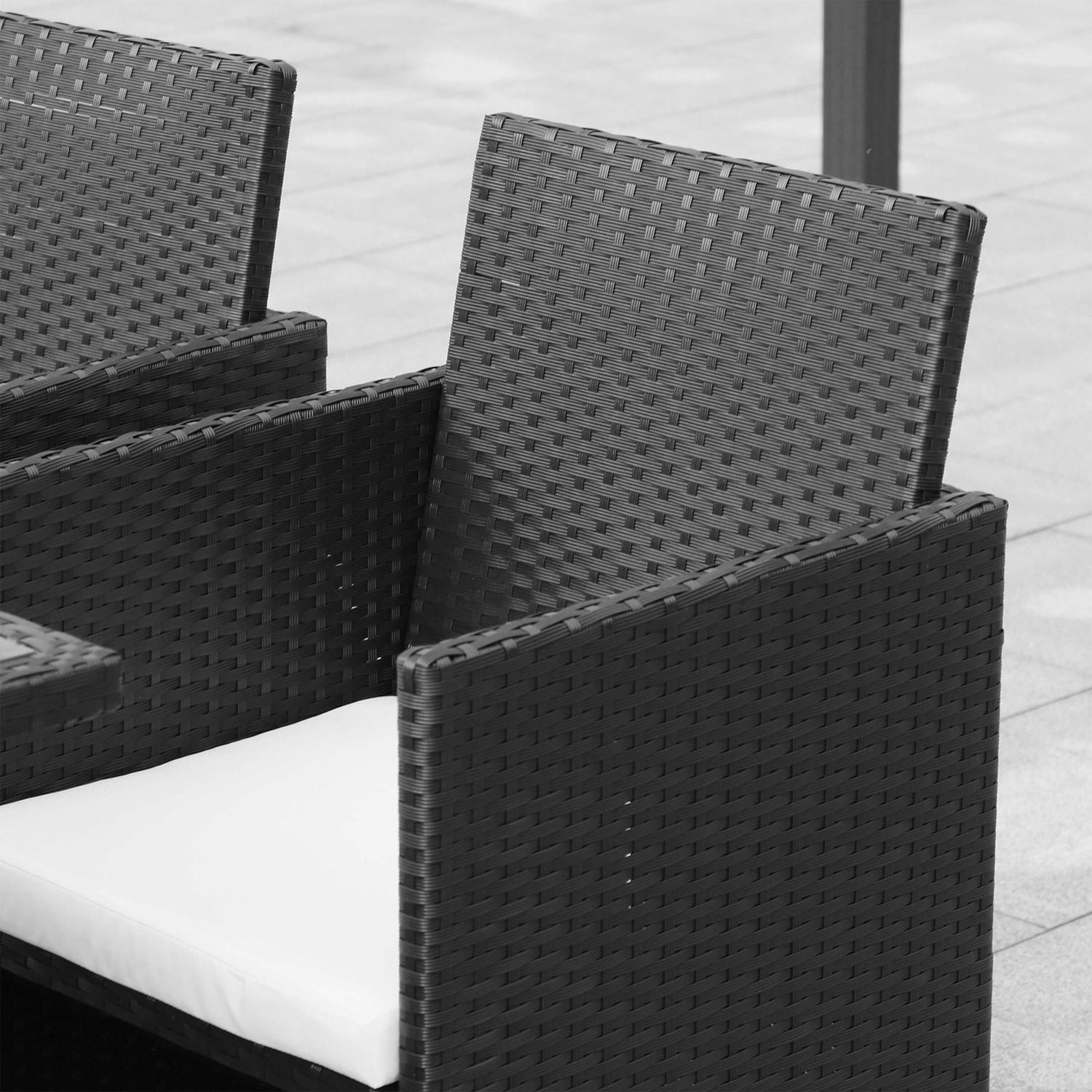 8-personers svart polyrattan trädgårdssittset