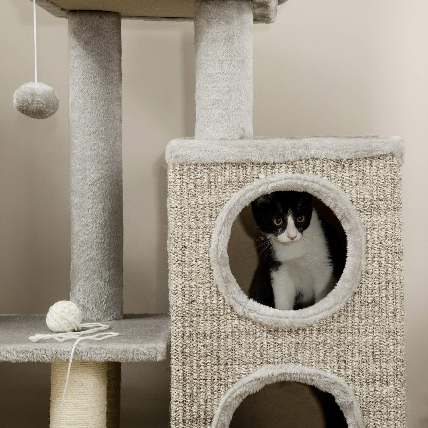 Cat Scratching Tower, ljusgrå – dubbla grottor och sisalstolpar, 91 cm