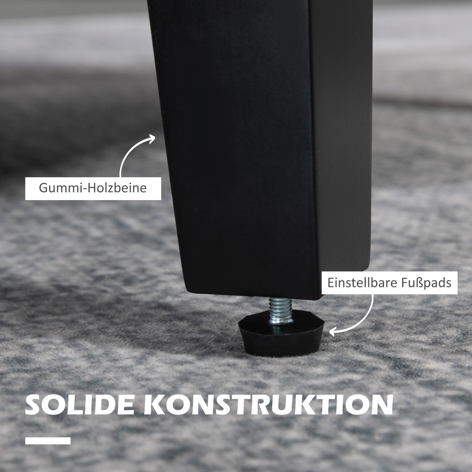 Krämvit fåtölj i linne-look, vadderad, träben