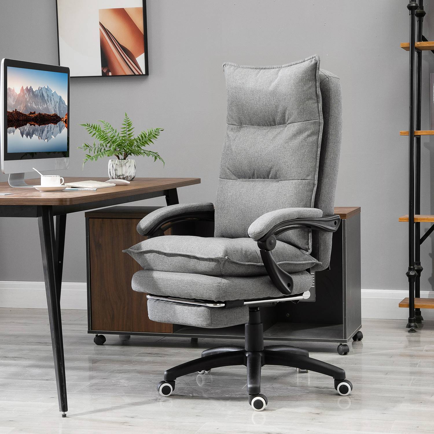 Ergonomisk grå svängbar spelstol, höjdjusterbar, nylon