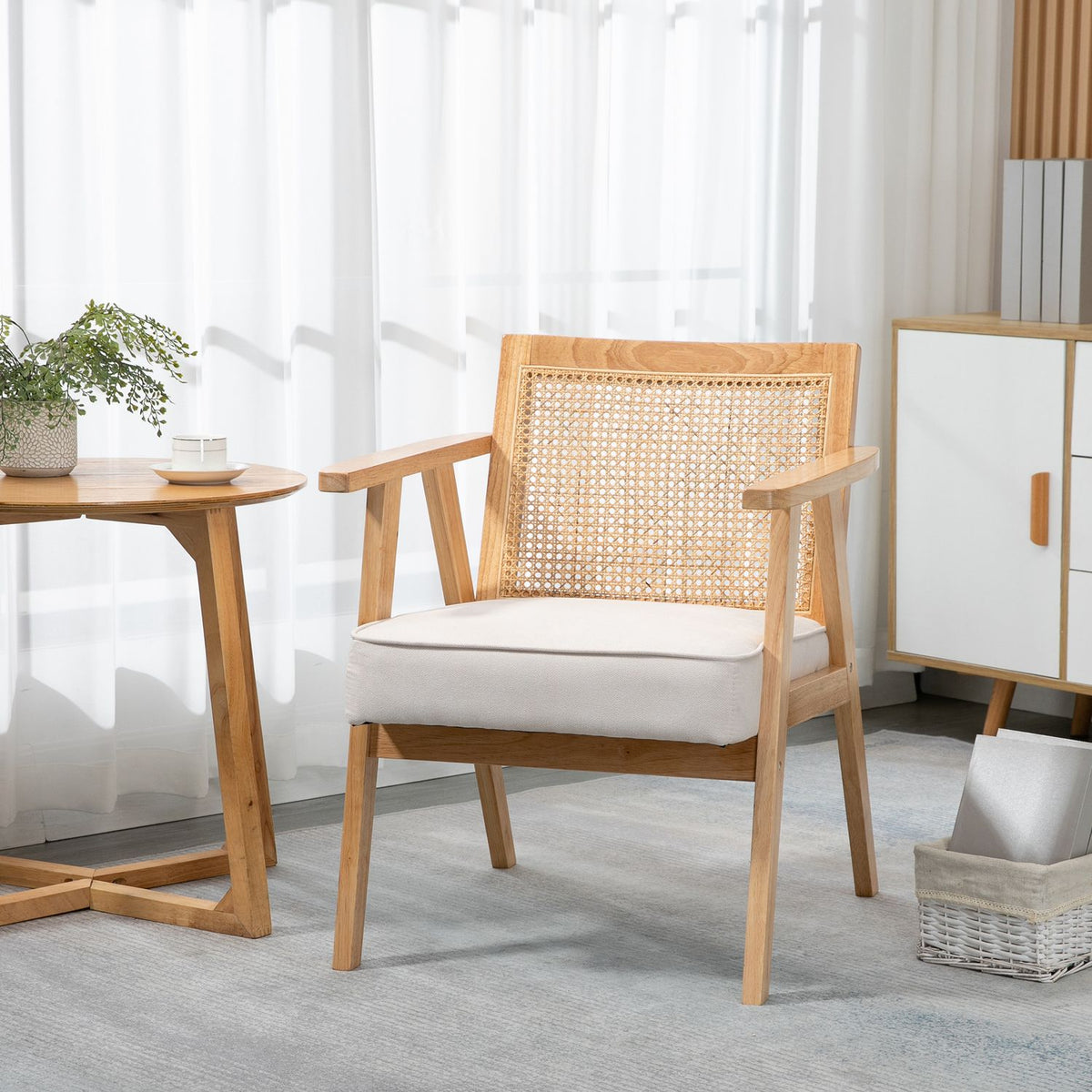 Exotische gestoffeerde stoel, rubberhout, zitkussen in linnenlook, 63L x 69W x 78H cm, crèmewit