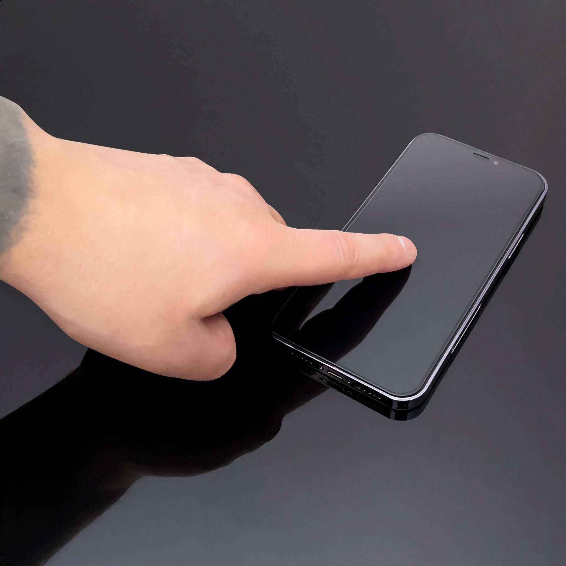 Flexibelt härdat glas för iPhone 14 Pro Max-skärmen med en svart ram Flexi Nano Glass