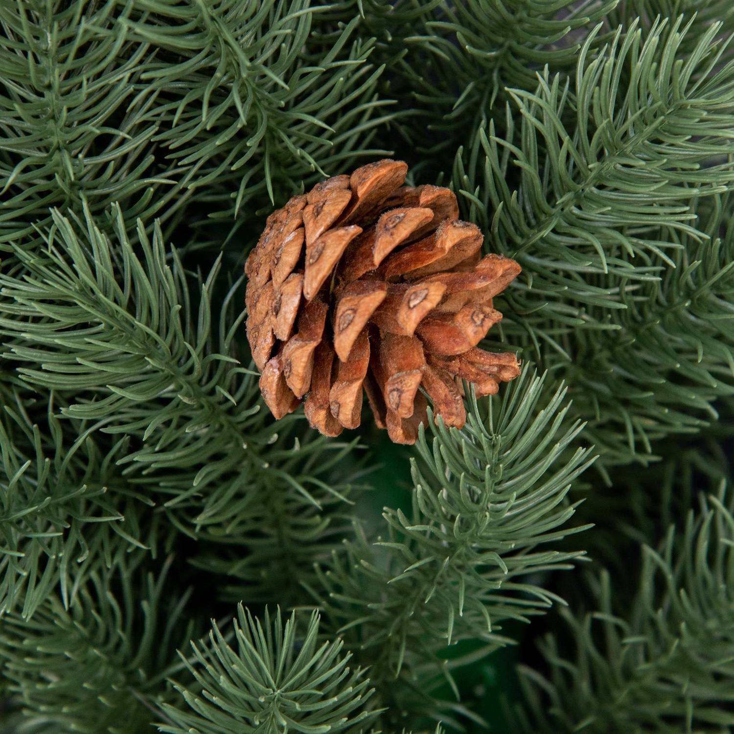 Julgransdörrkrans – 60 cm, grön med hängande ögla