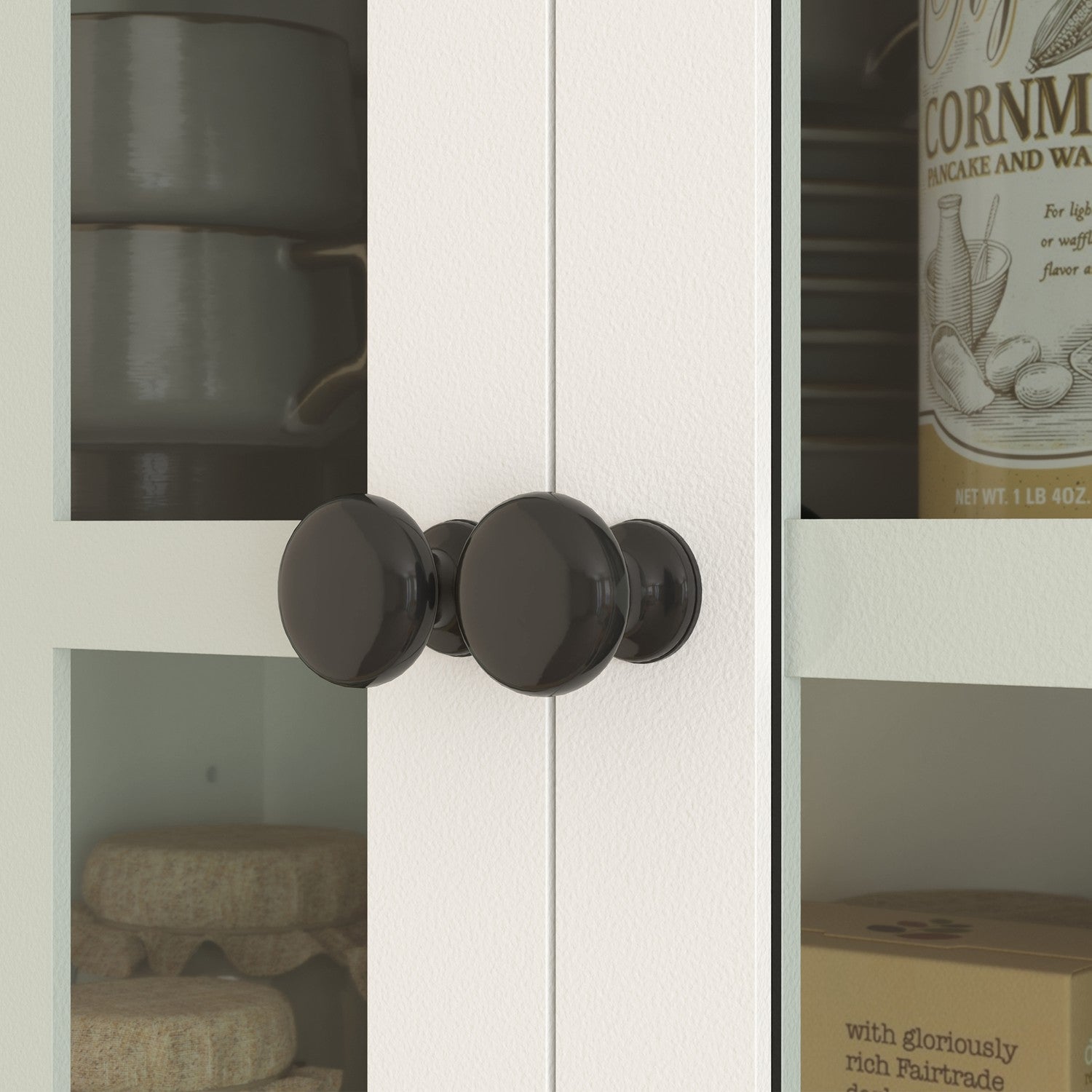 Högt vitt köksbufféskåp, ställbara hyllplan, 170 cm