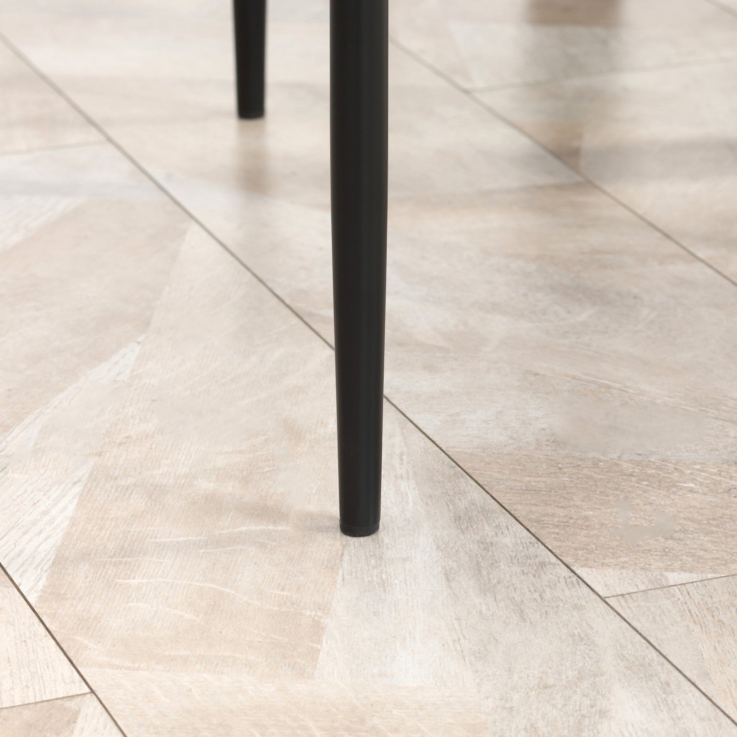 Härdat glas 5-delat matsalsset, bord och svarta stolar