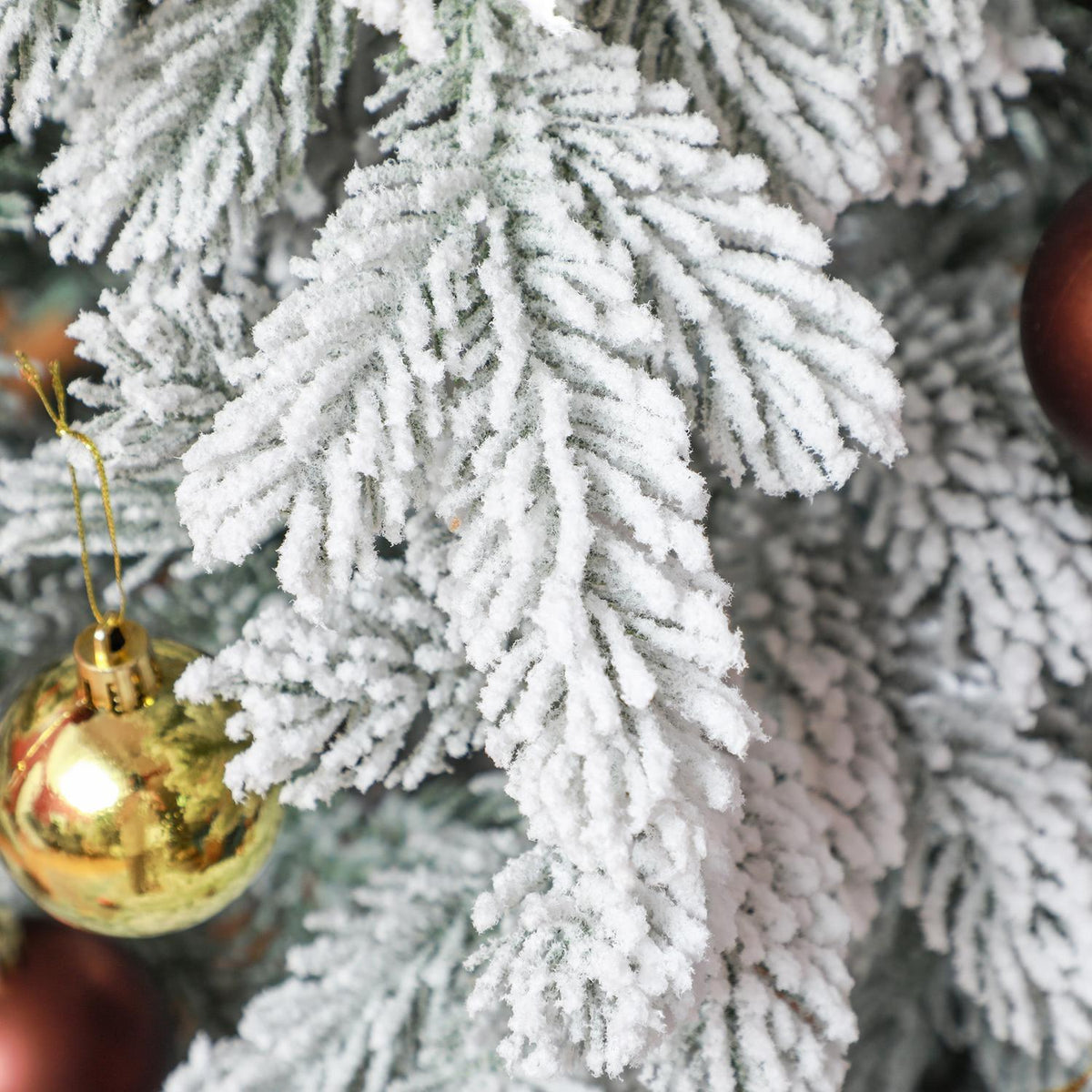 Kunstkerstboom, besneeuwde takken, 180 cm, groen