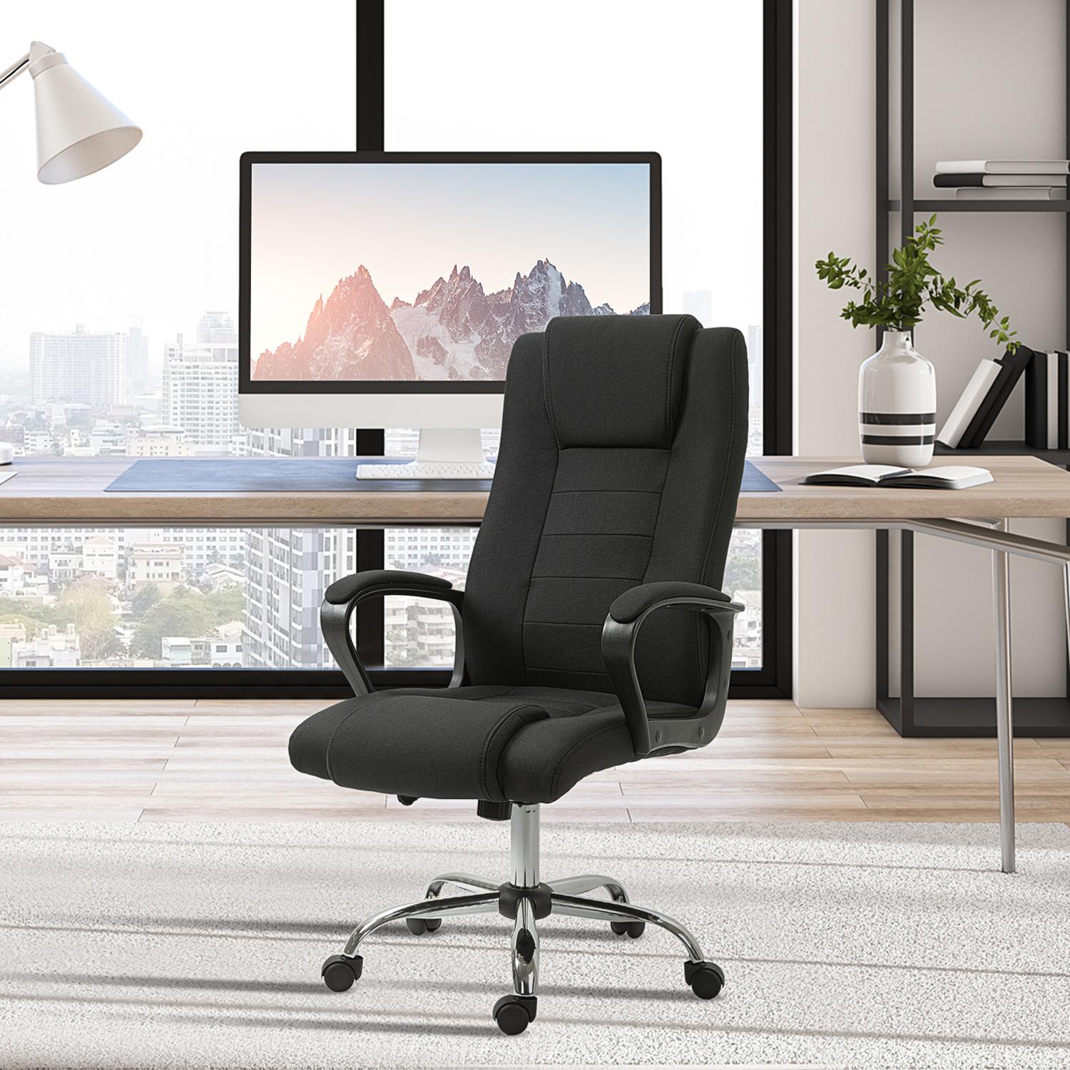 Ergonomisk svart kontorsstol med nackstöd, höjdjusterbar