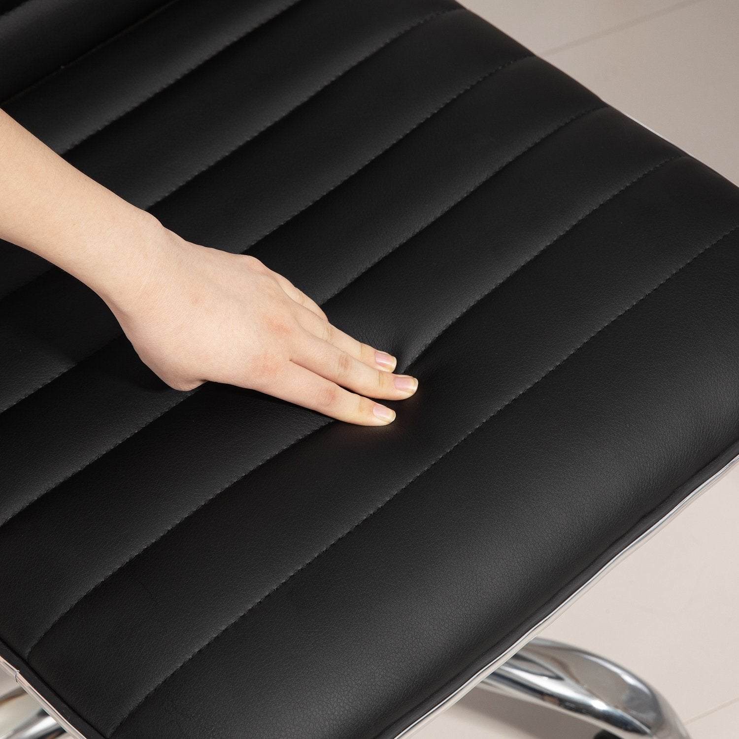 Ergonomisk kontorsstol, justerbar vridbar, svart, 120 kg Kapacitet