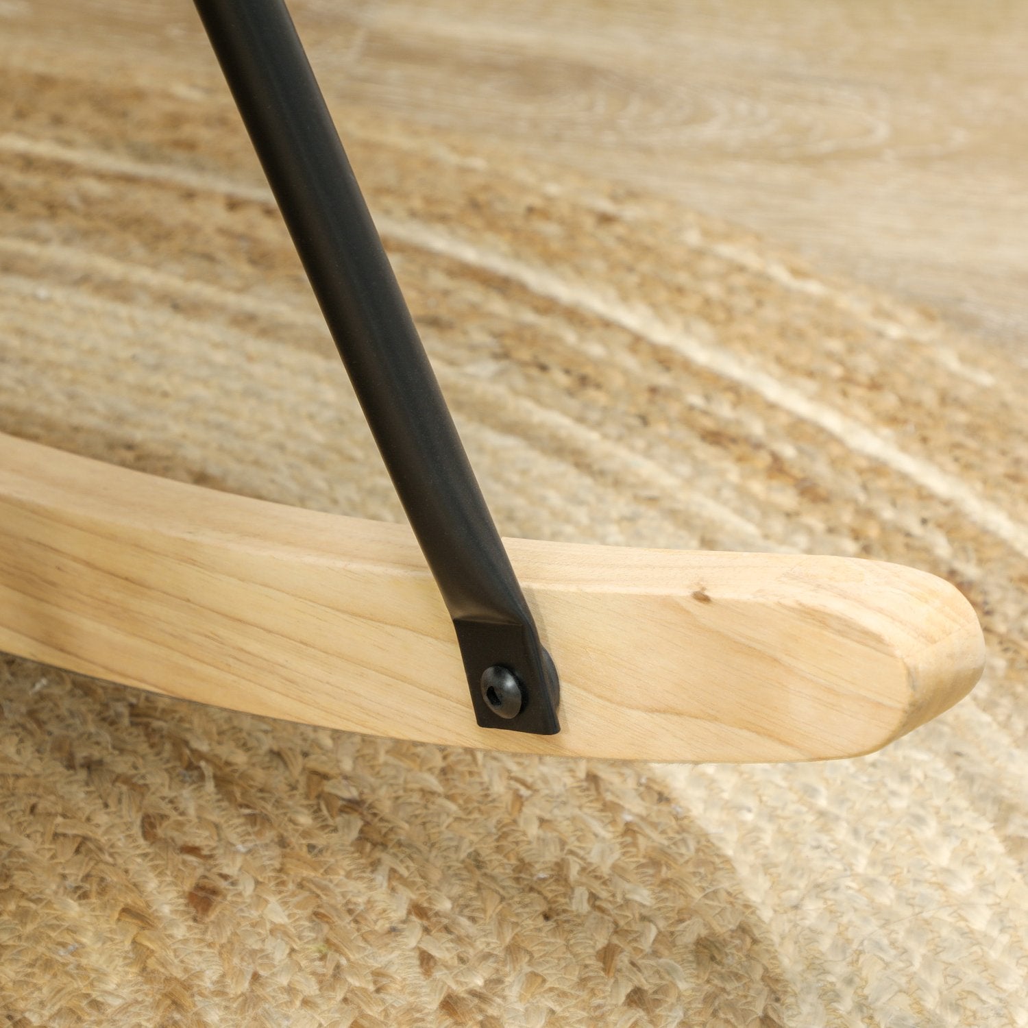 Ljusblå vadderad gungstol med armstöd, 120 kg kapacitet