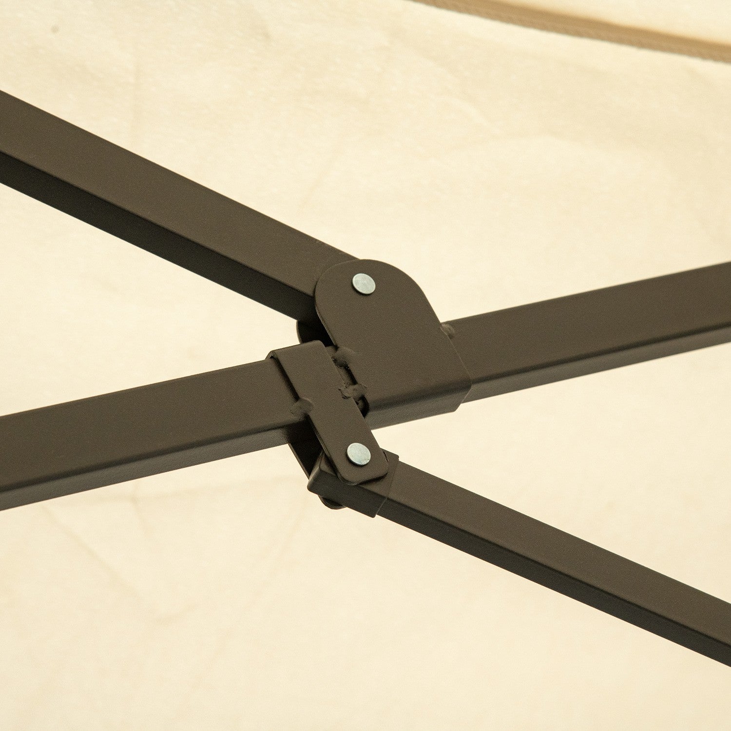 Ovalt dubbelparaply med stativ, krämvit, handvev