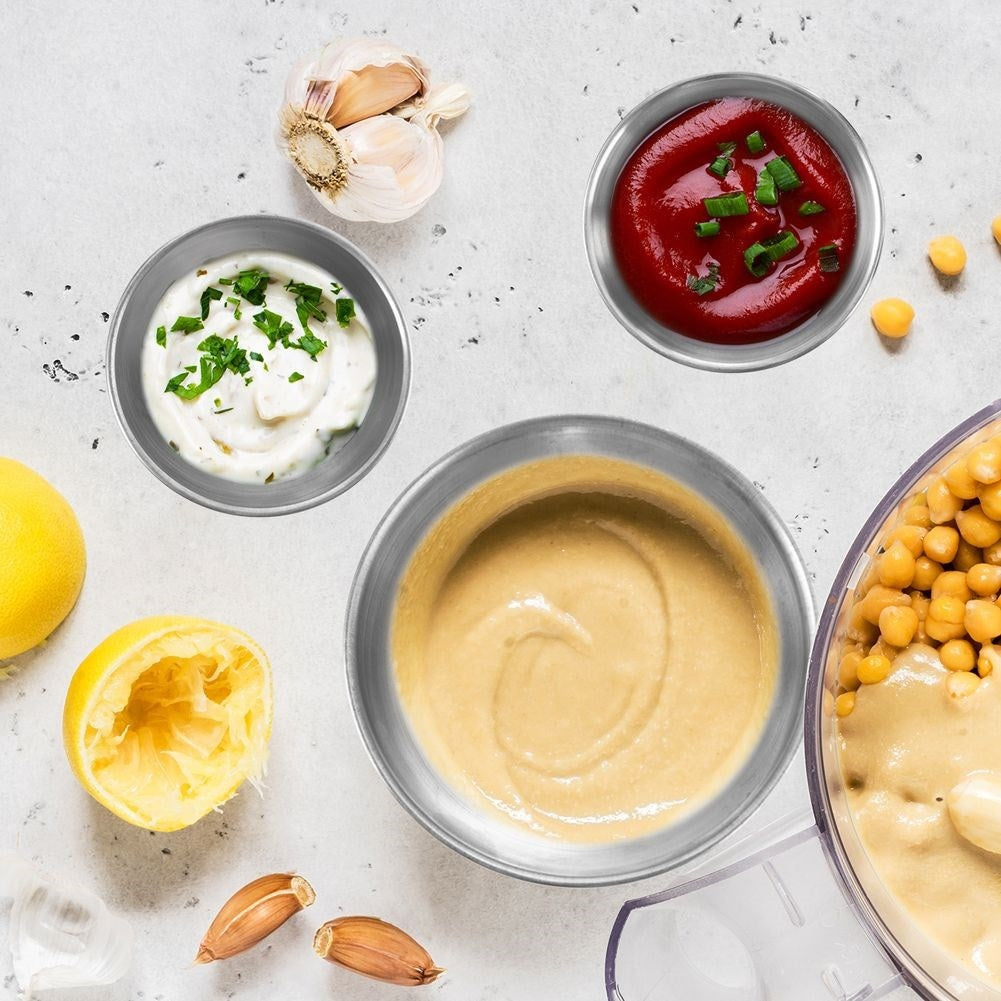 Perfekt liten skål i rostfritt stål för såser och snacks