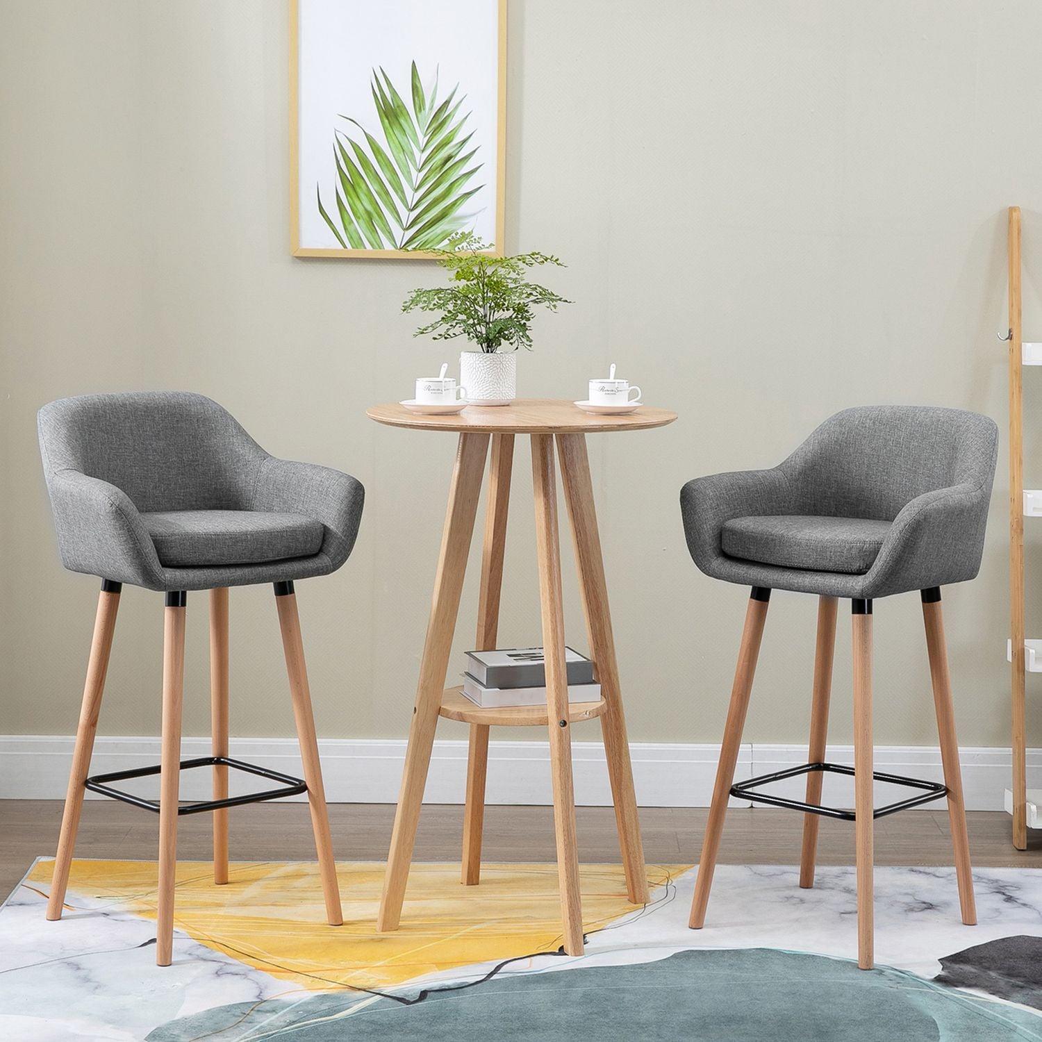 Set med 2 grå barstolar, linnekuddar, fotstöd