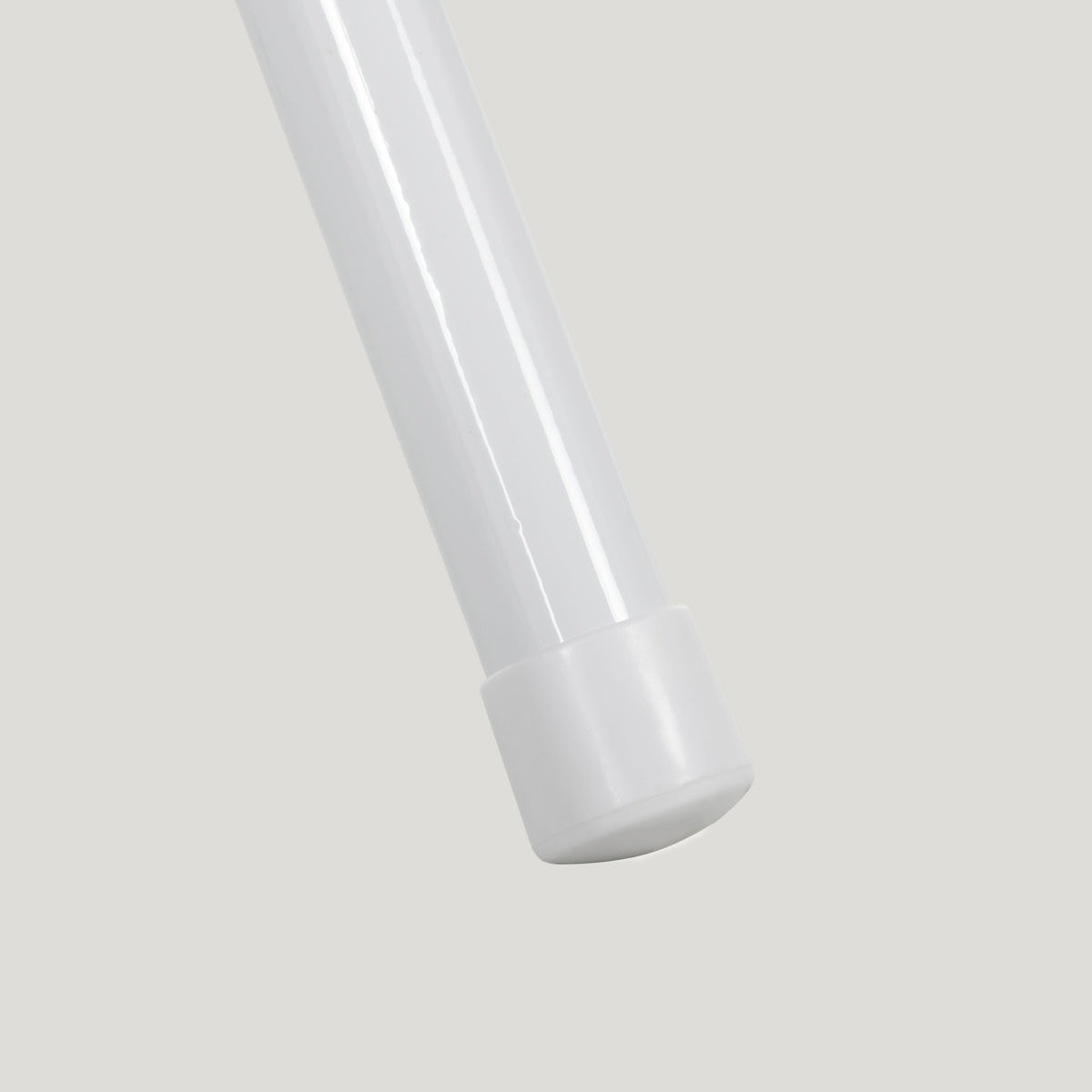 Set van 4 klapstoelen, draagbare bureaustoelen, metalen poten, inklapbare stoel voor kantoor, ontvangst, wachtkamer, kunstleer, wit