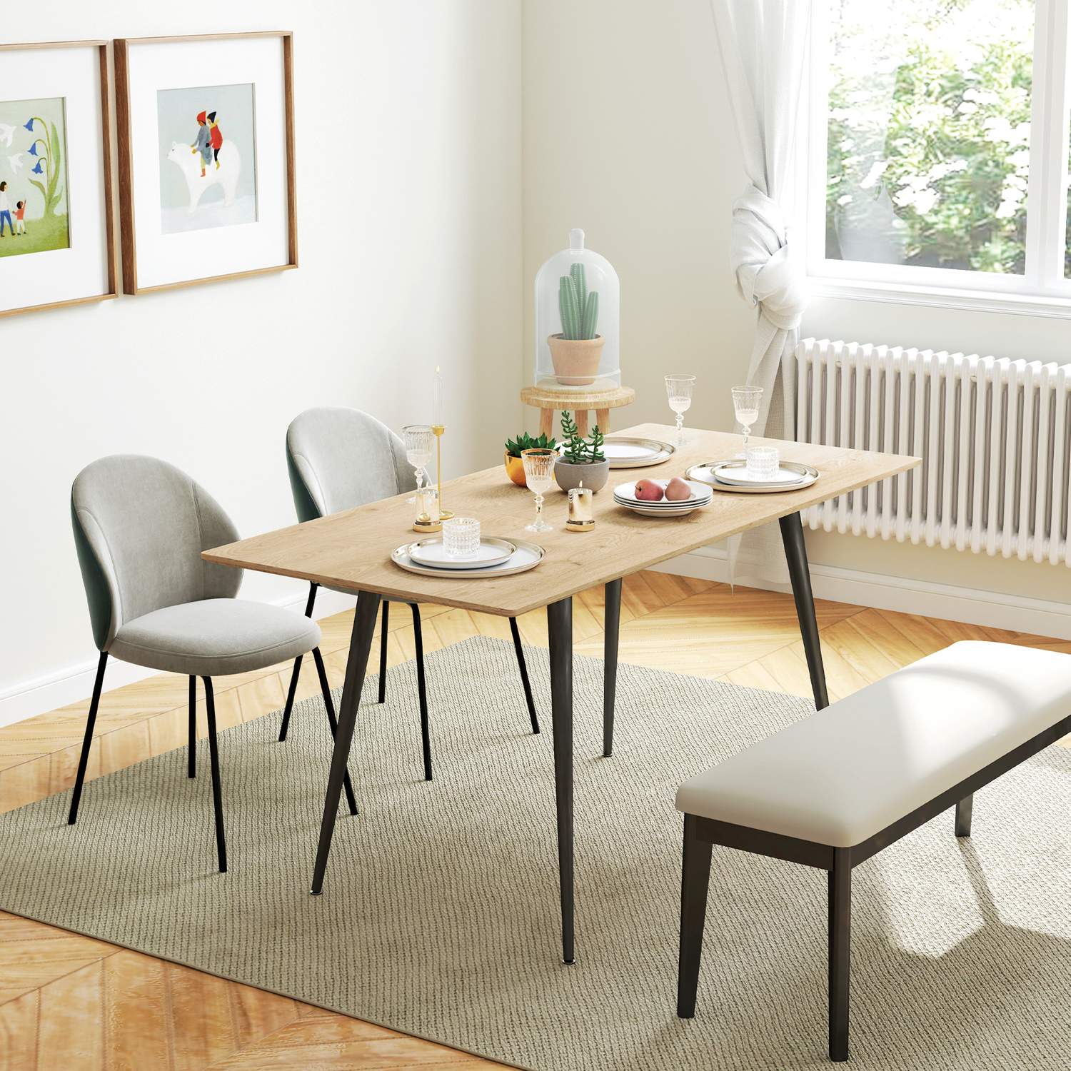 Utdragbart matbord, säten 6-8, stålben, naturlig finish