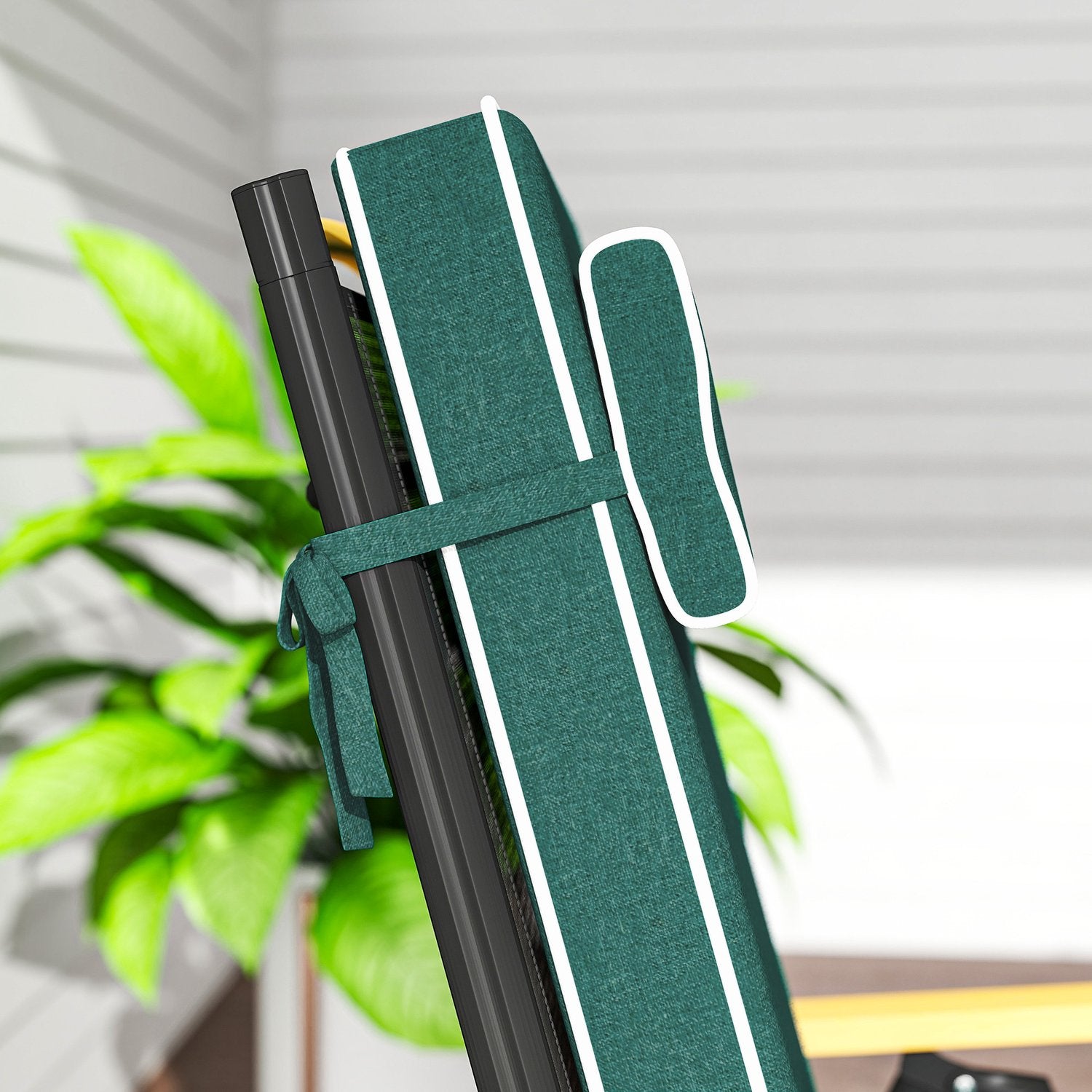 Vattenavvisande grön sittdyna med knytband – 120x47x9,5 cm