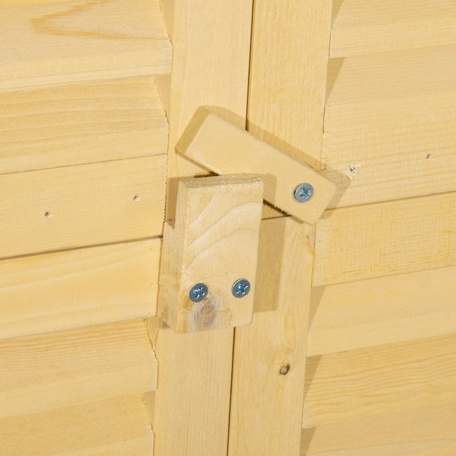 Verktygsbod i trä med asfalttak, 4 fack