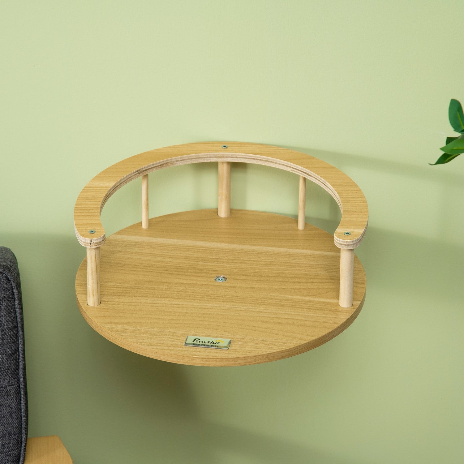 Vägghängd kattsäng med dyna, ek & kräm