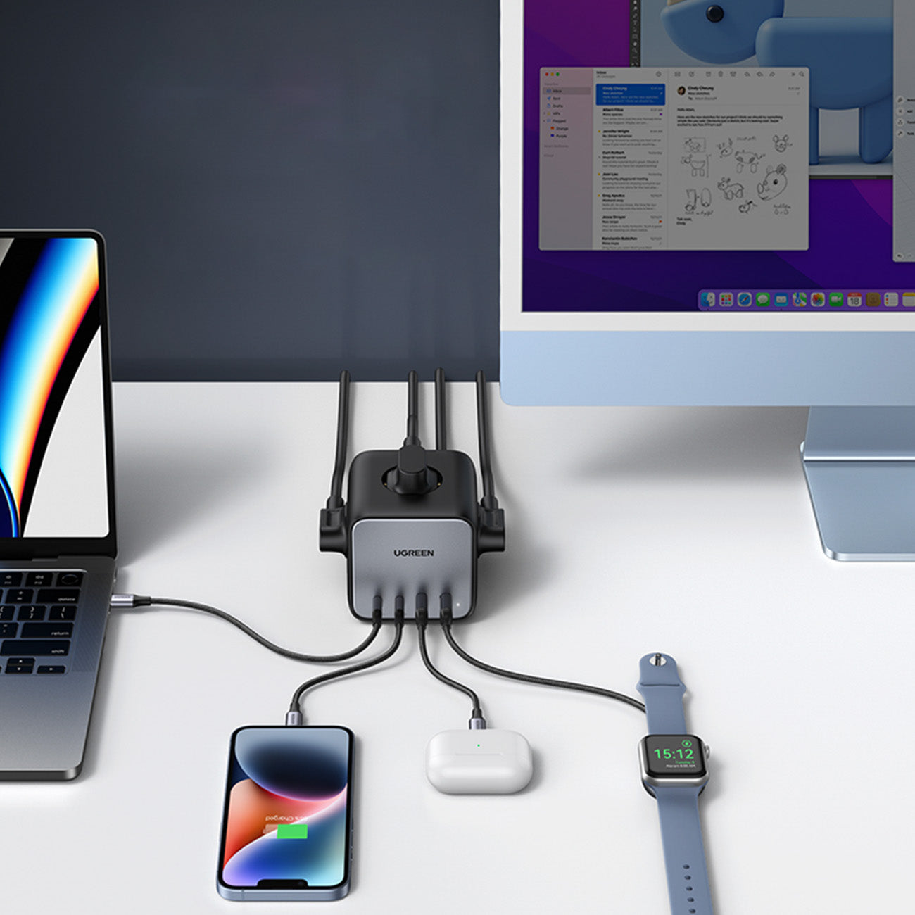 AC 240V GaN grenuttagsladdare 2x USB-C 2x USB-A 3x AC 240V - svart