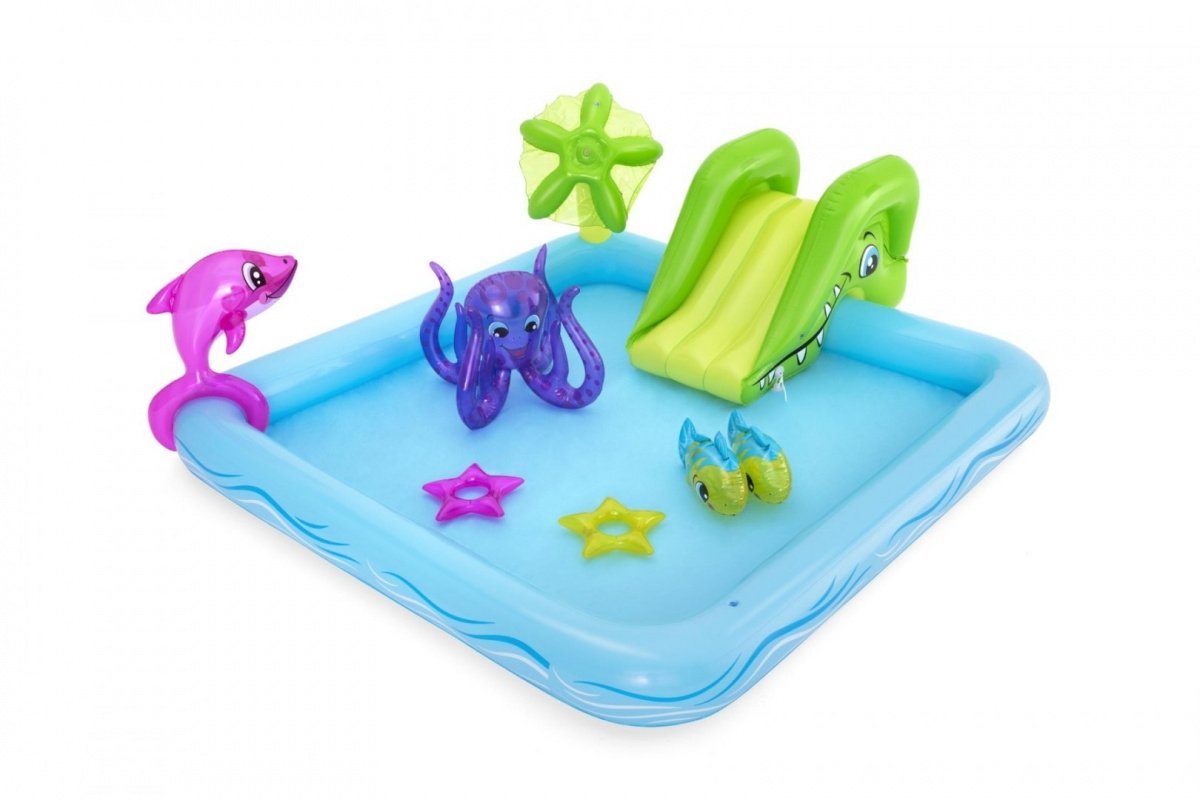 Aquarium Play Center med rutschkana, spruta och roliga spel