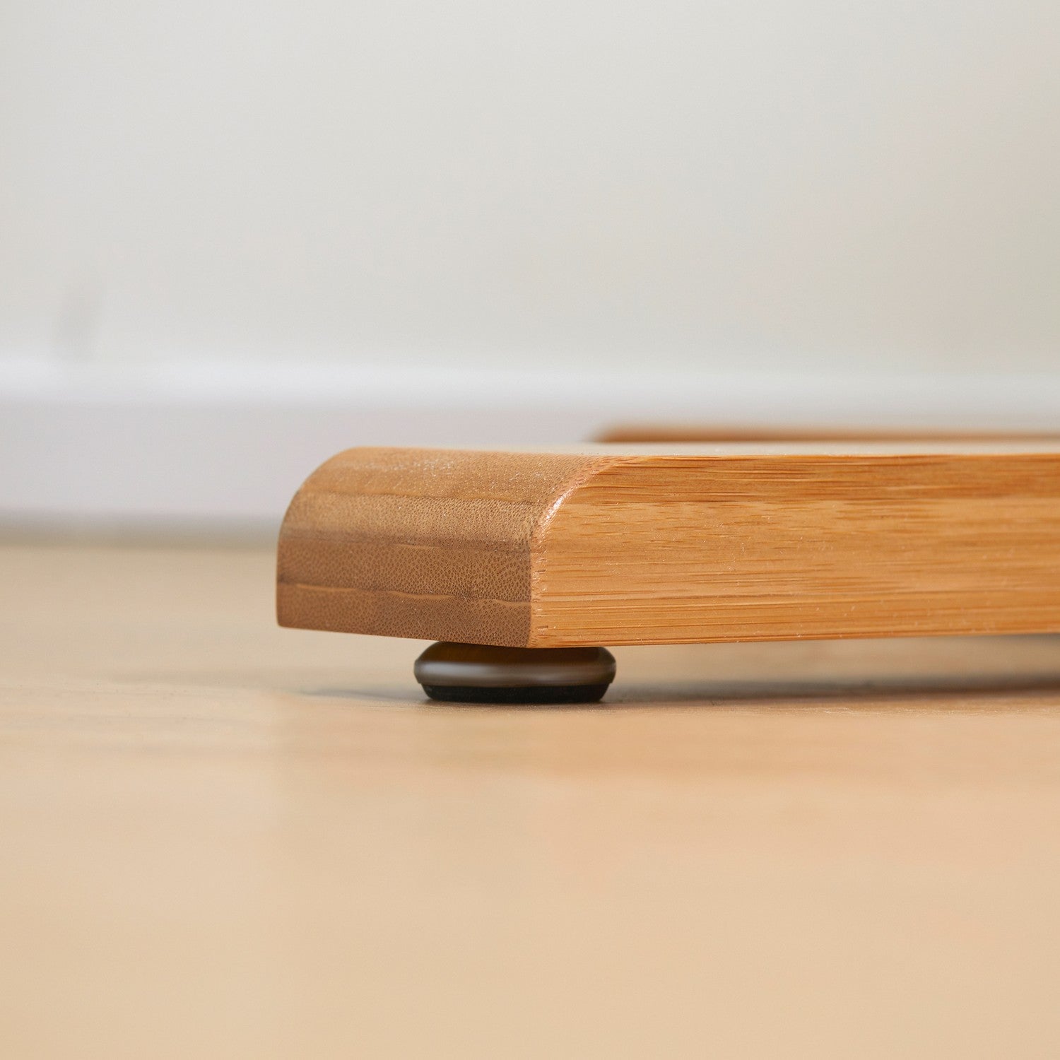 Bambu klädhängare med 8 krokar, naturlig finish, 49,5x178 cm