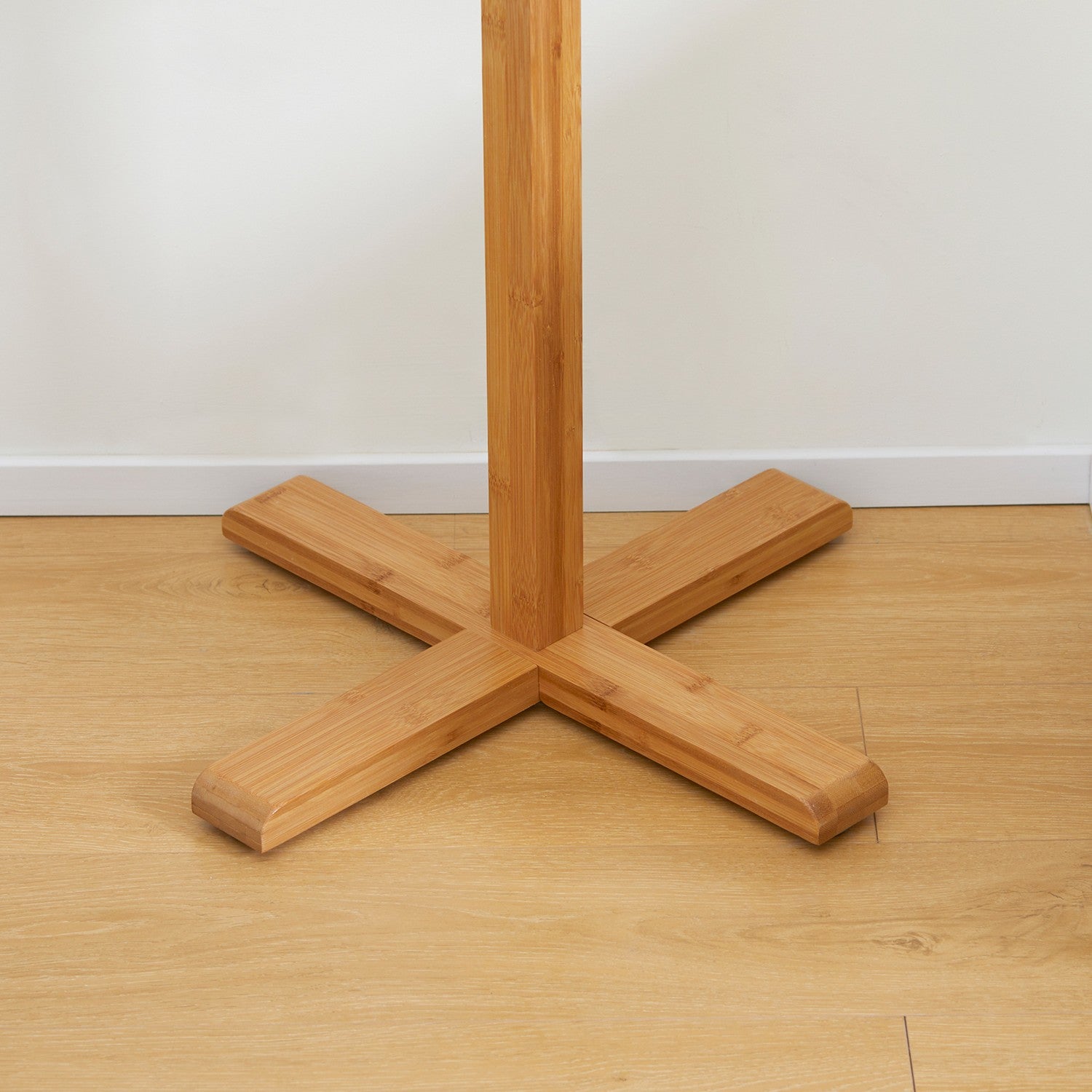 Bambu klädhängare med 8 krokar, naturlig finish, 49,5x178 cm