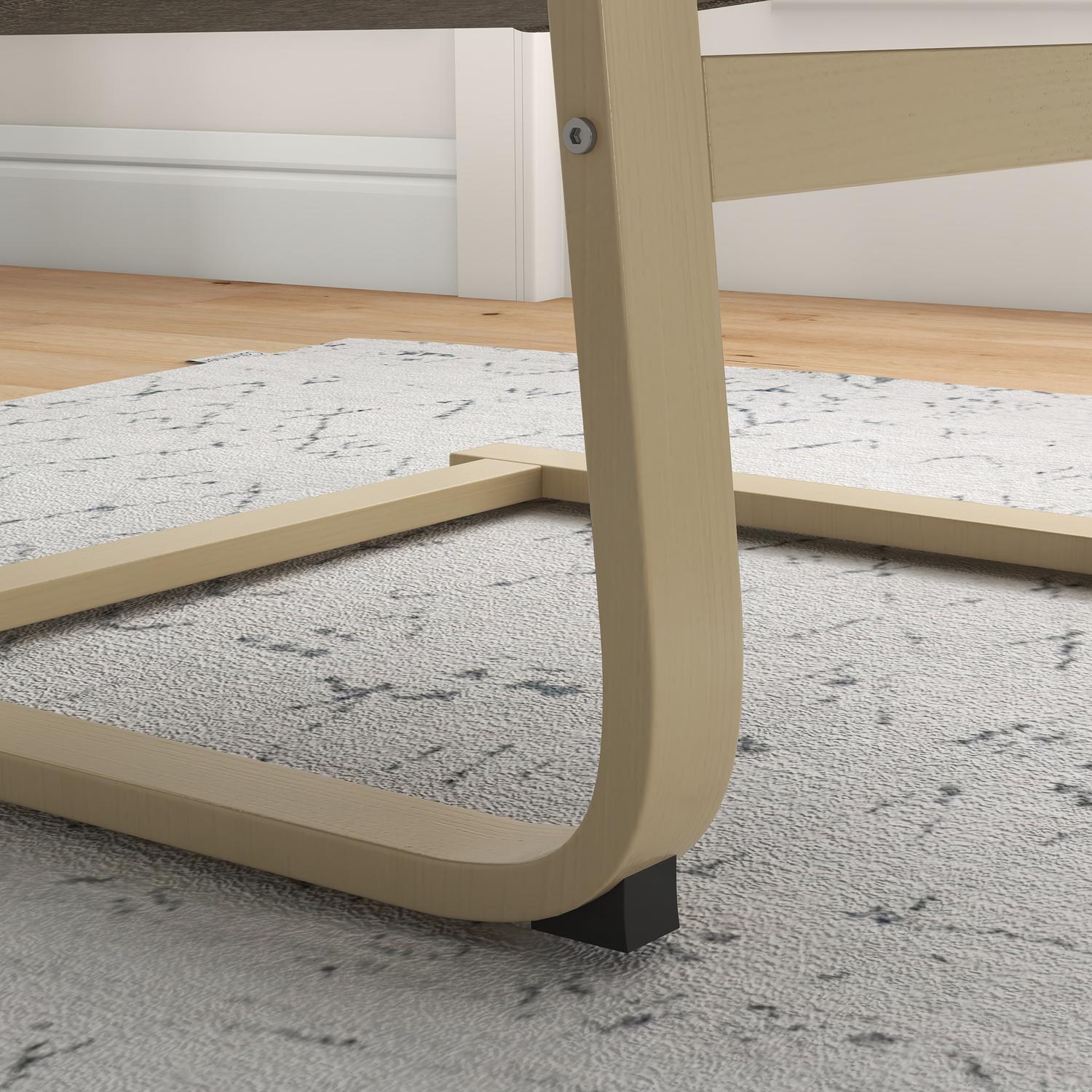 Brun linne-look avkoppling gungstol med kudde