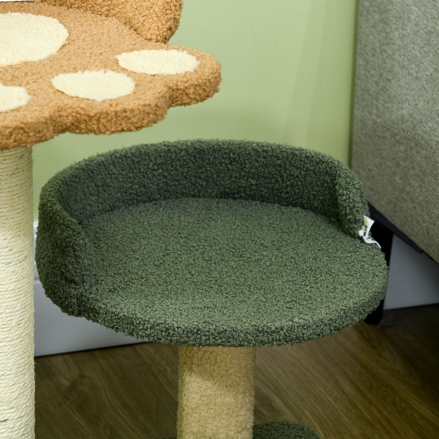 Cat Scratching Post 52 Cm, 2 Levels & Toy Ball Sisal