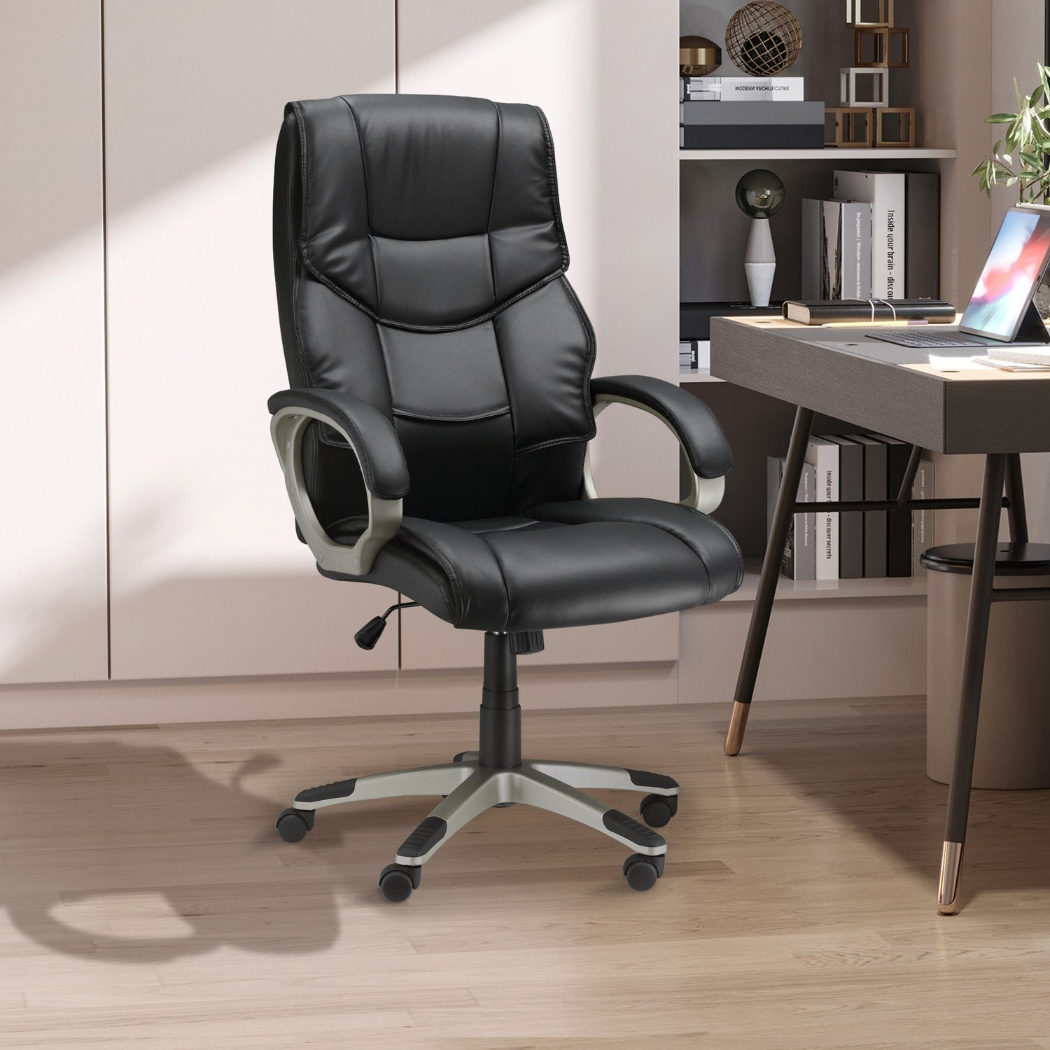 Ergonomisk kontorsstol med högt ryggstöd, vippfunktion