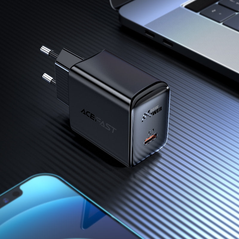 GaN USB-C 30W PD QC 3.0 AFC FCP nätverksladdare vit