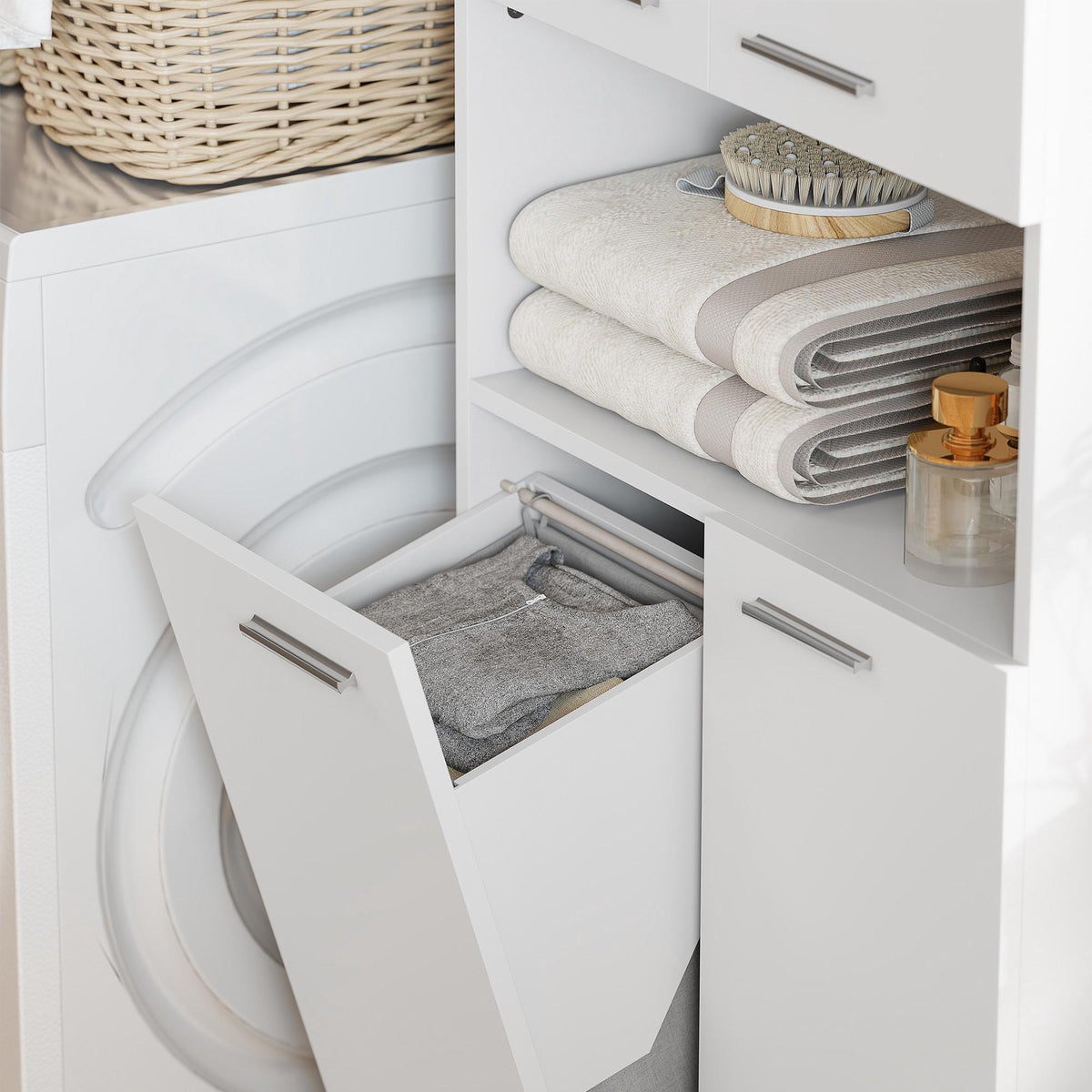 Hoge witte badkamerkast met wasmand, 174 cm