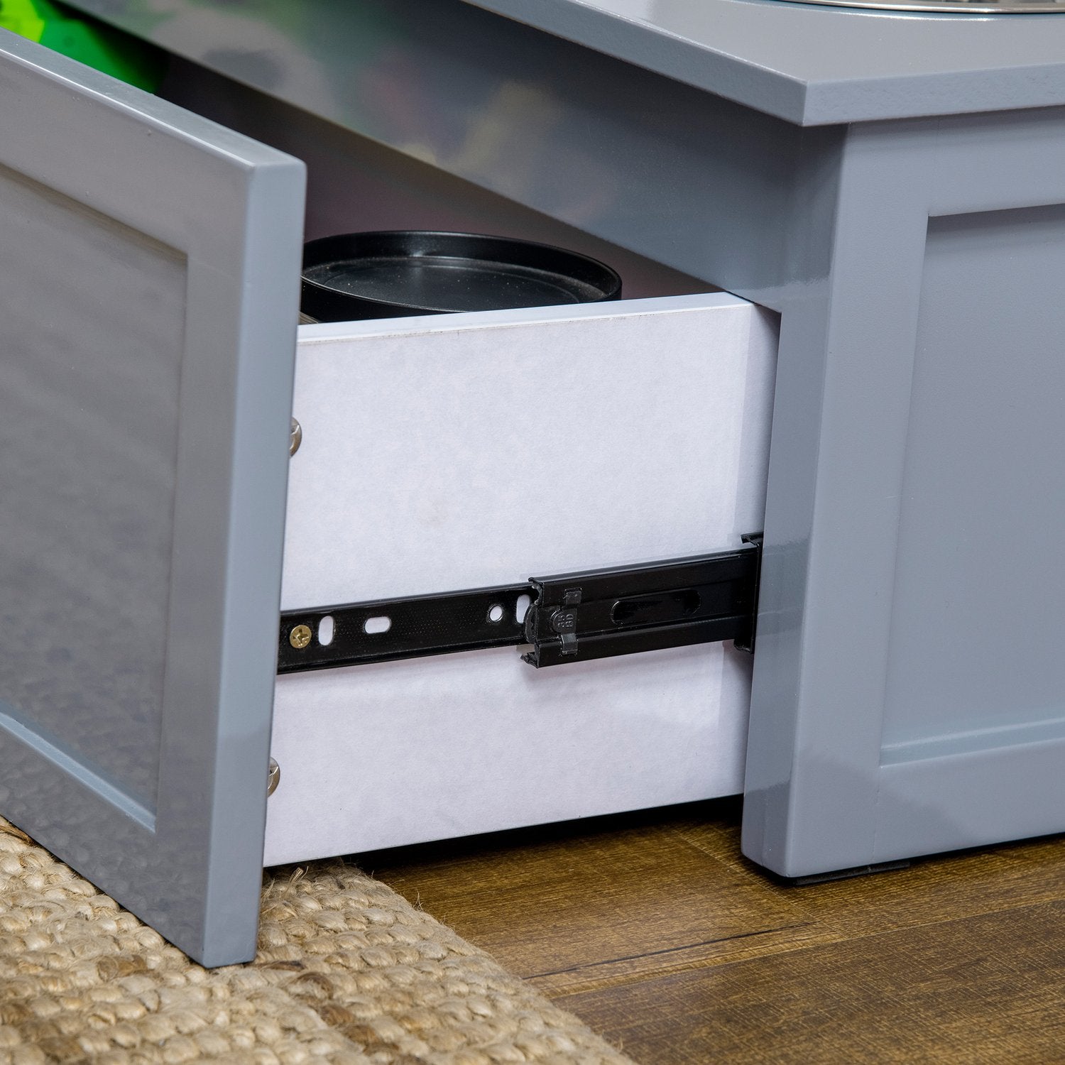 Hundmatningsstation i rostfritt stål, dubbla skålar, grå