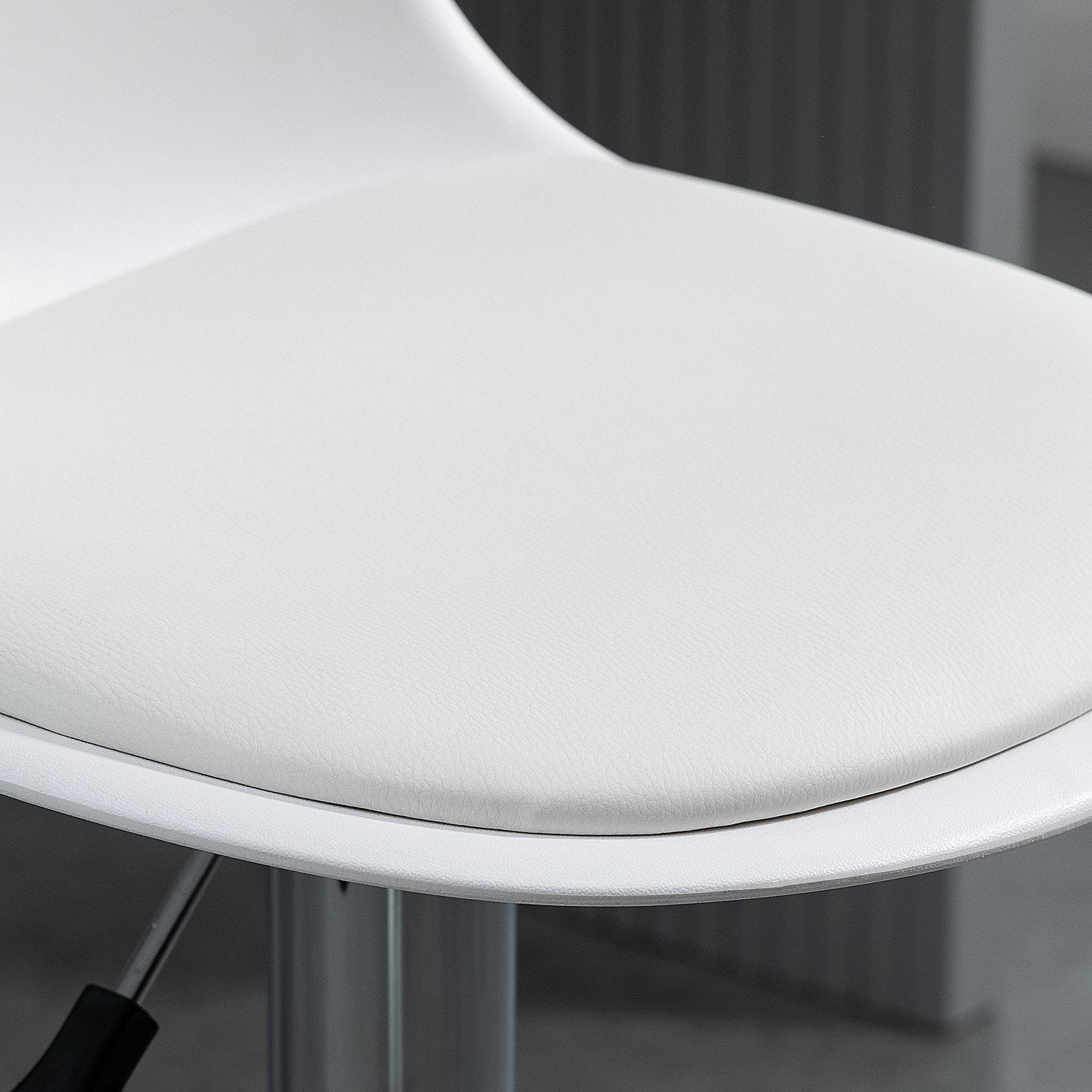 Justerbara svängbara barstolar, set om 2 – vitt konstläder