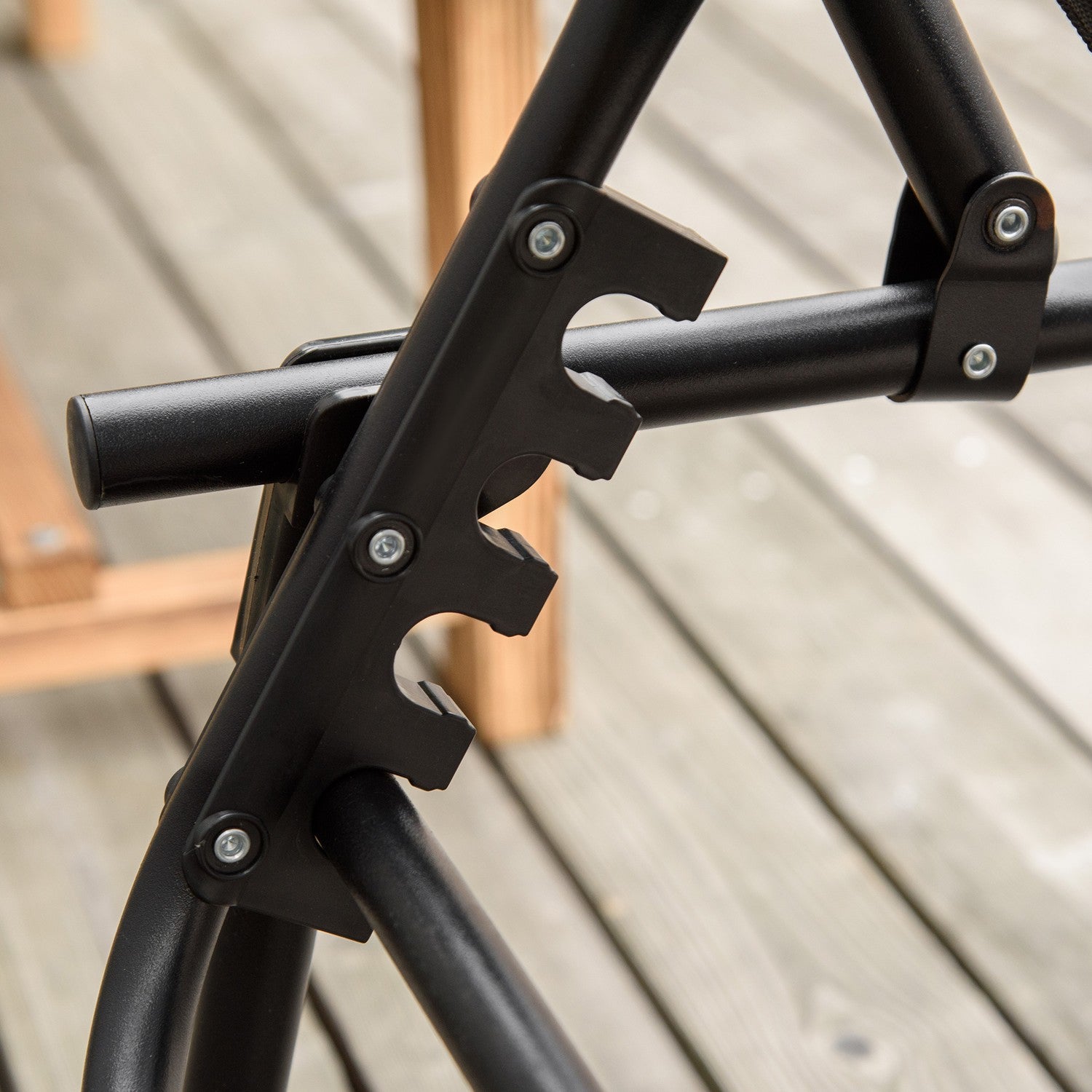 Justerbar solstol, hopfällbar stålram – svart