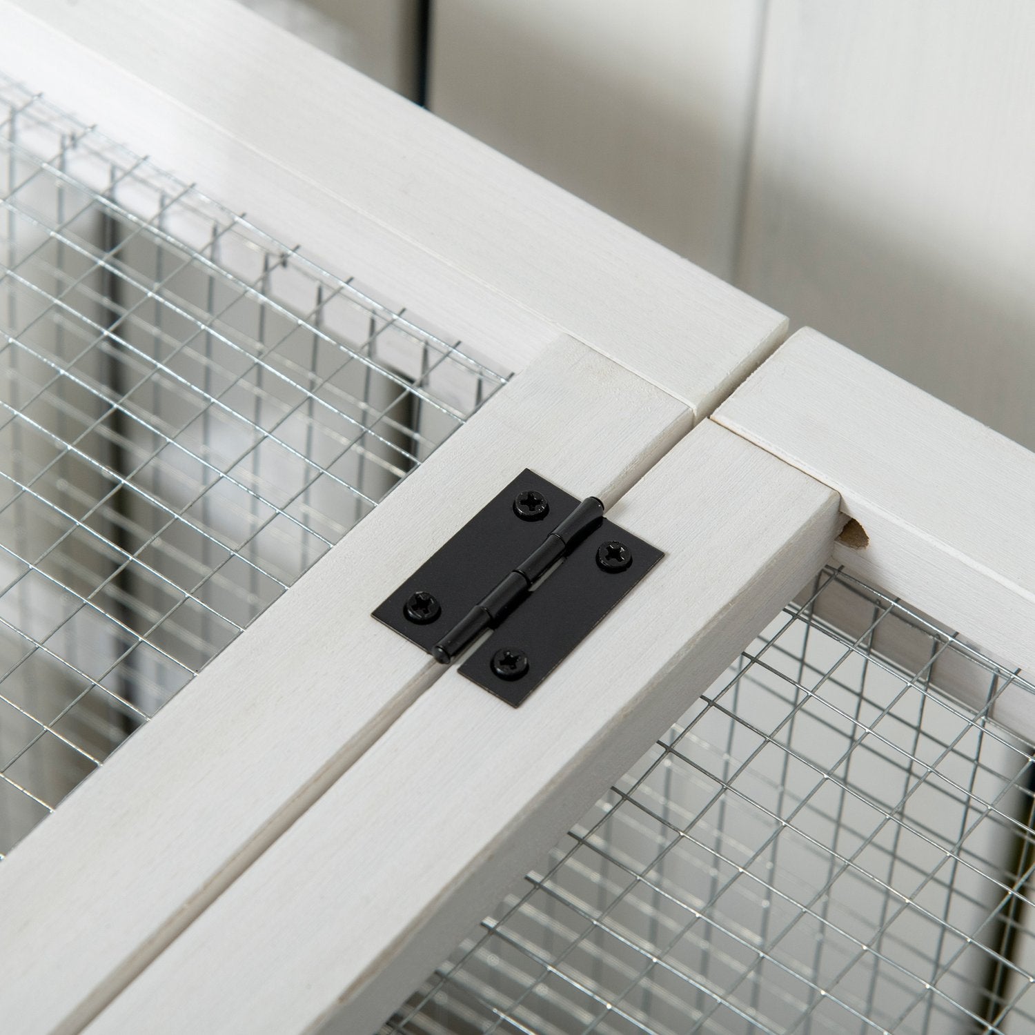 Kaninbur i trä, bur för små djur med hjul och bricka