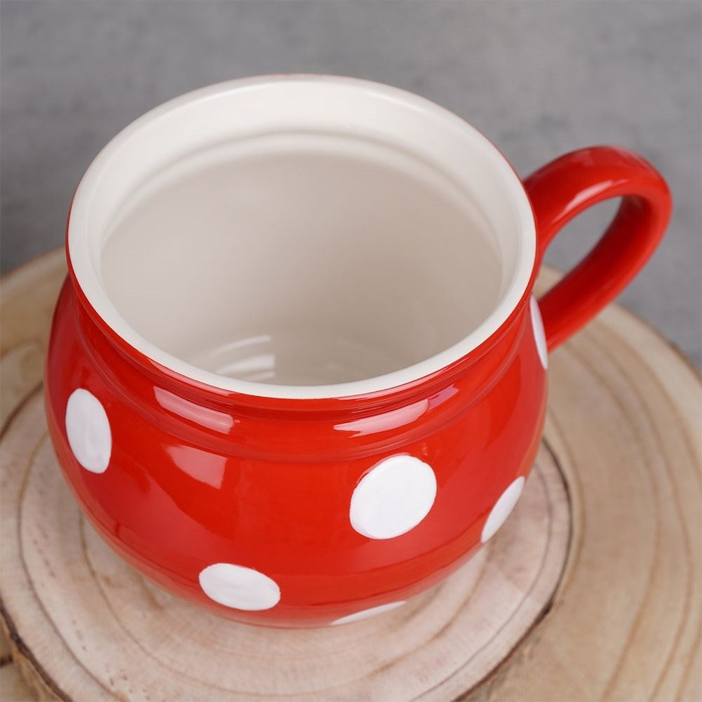 Keramikmugg för kaffe och te med bekvämt handtag