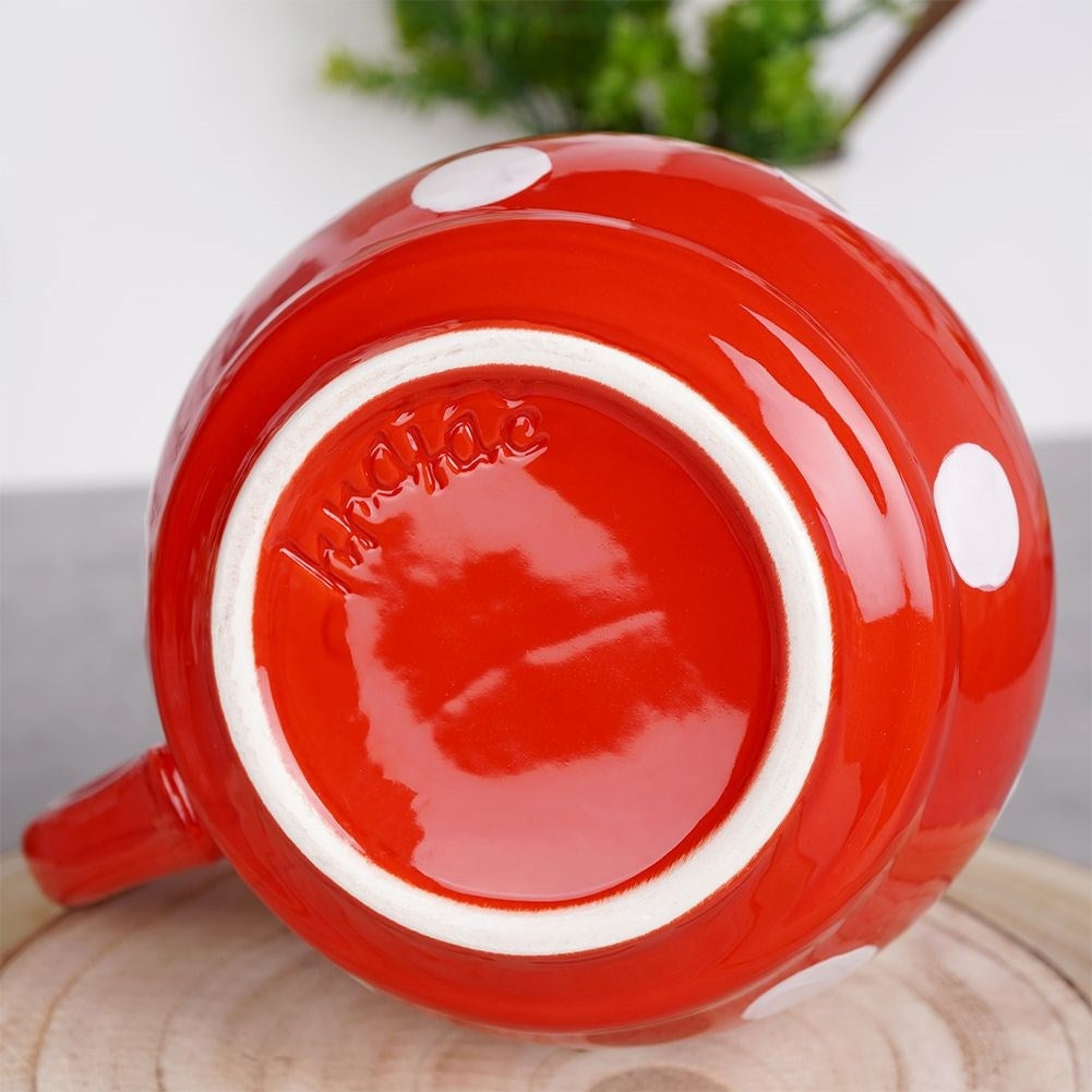 Keramikmugg för kaffe och te med bekvämt handtag