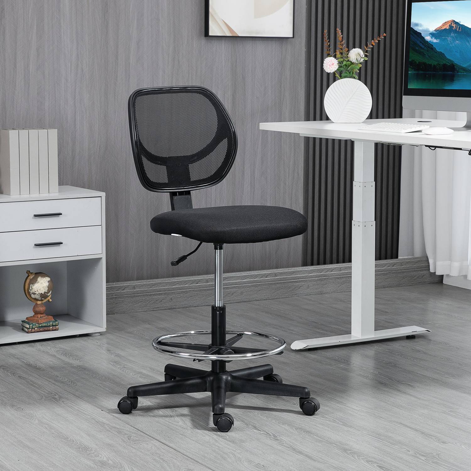 Ergonomisk kontorsstol, justerbar höjd & fotring