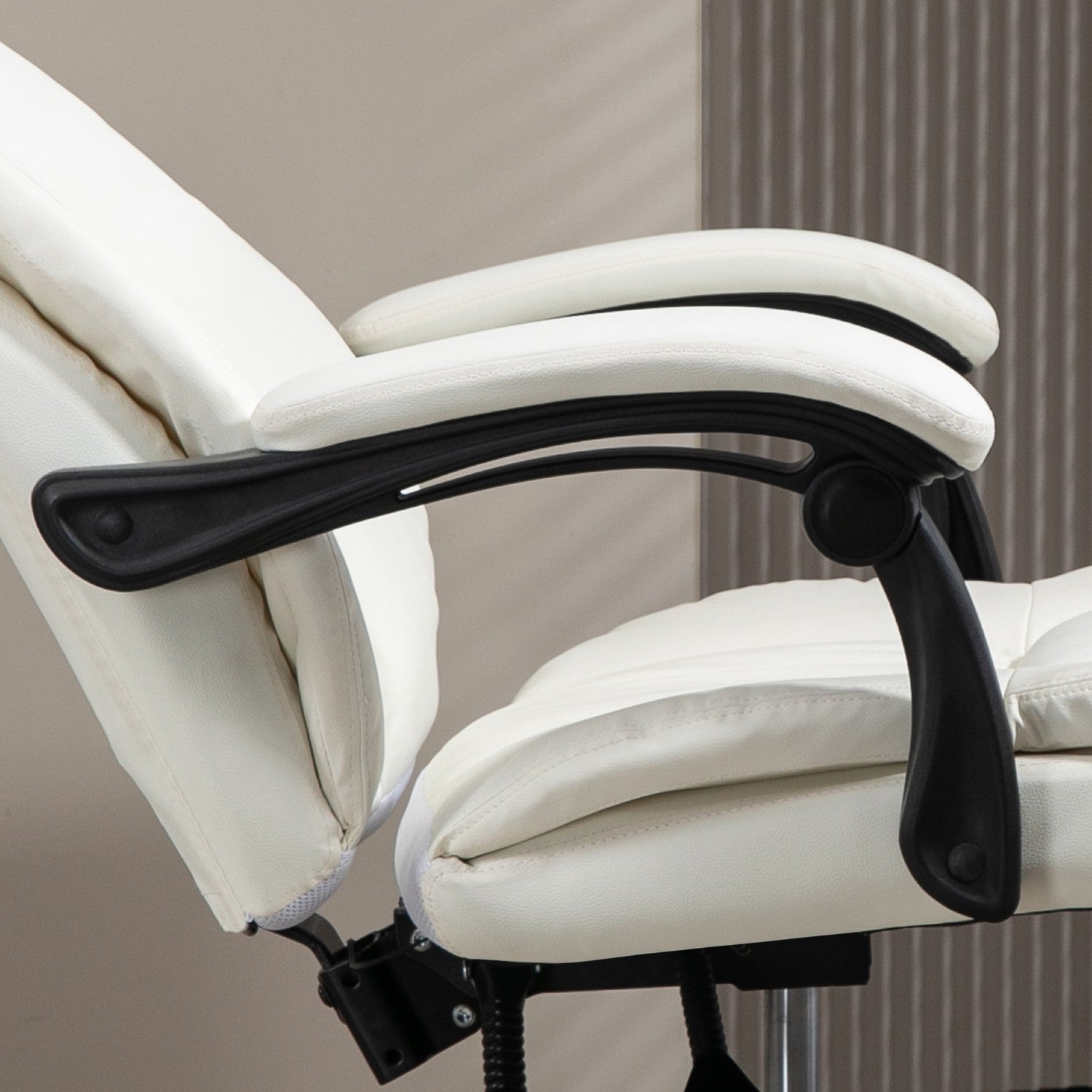 Ergonomisk krämig kontorsstol med massage & fotstöd