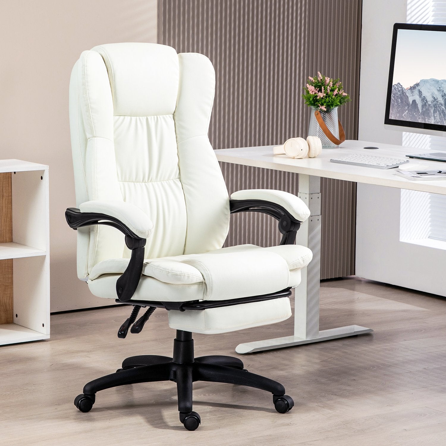Ergonomisk krämig kontorsstol med massage & fotstöd
