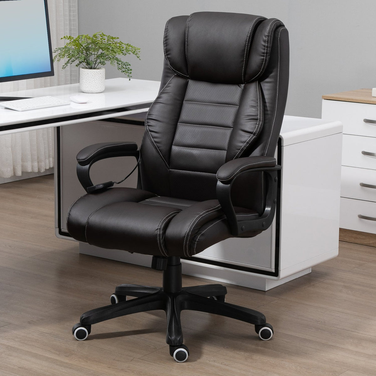 Kontorsstol med massagefunktion, höj- och sänkbar chefsstol, ergonomisk snurrstol, 6 vibrationspunkter, brun