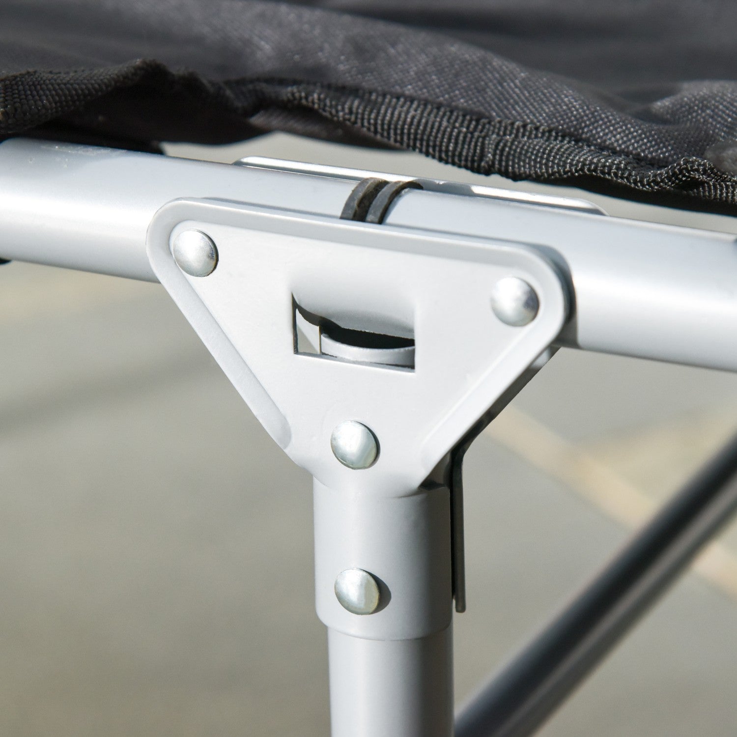 Lätt bärbar campingsäng med kudde, 183x66x33cm