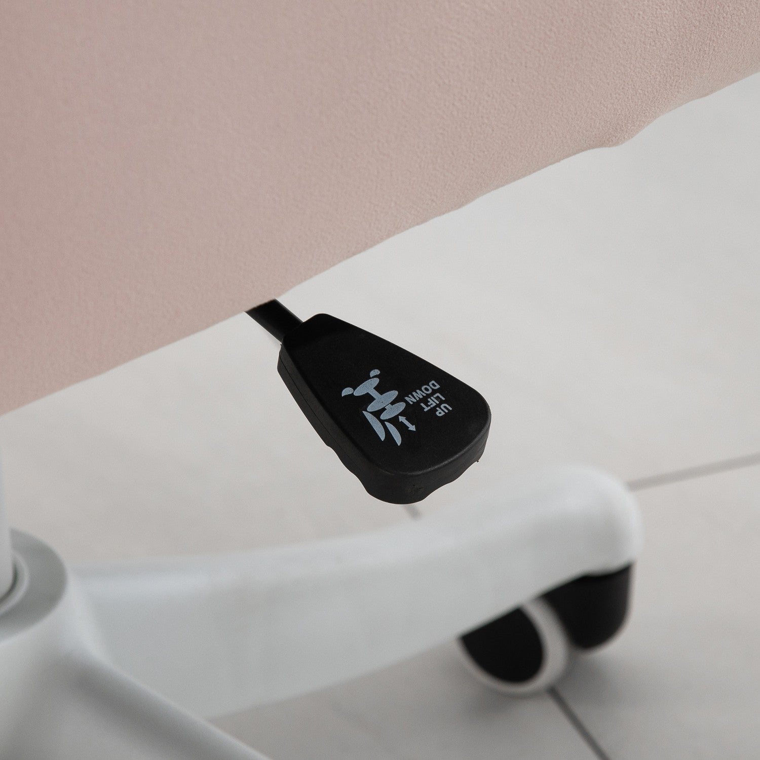 Massagekontorsstol med vibration och justerbara armstöd