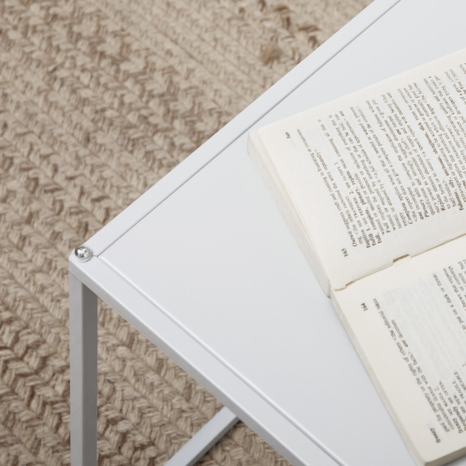 Moderna vita fyrkantiga soffbord med stålram, set om 2