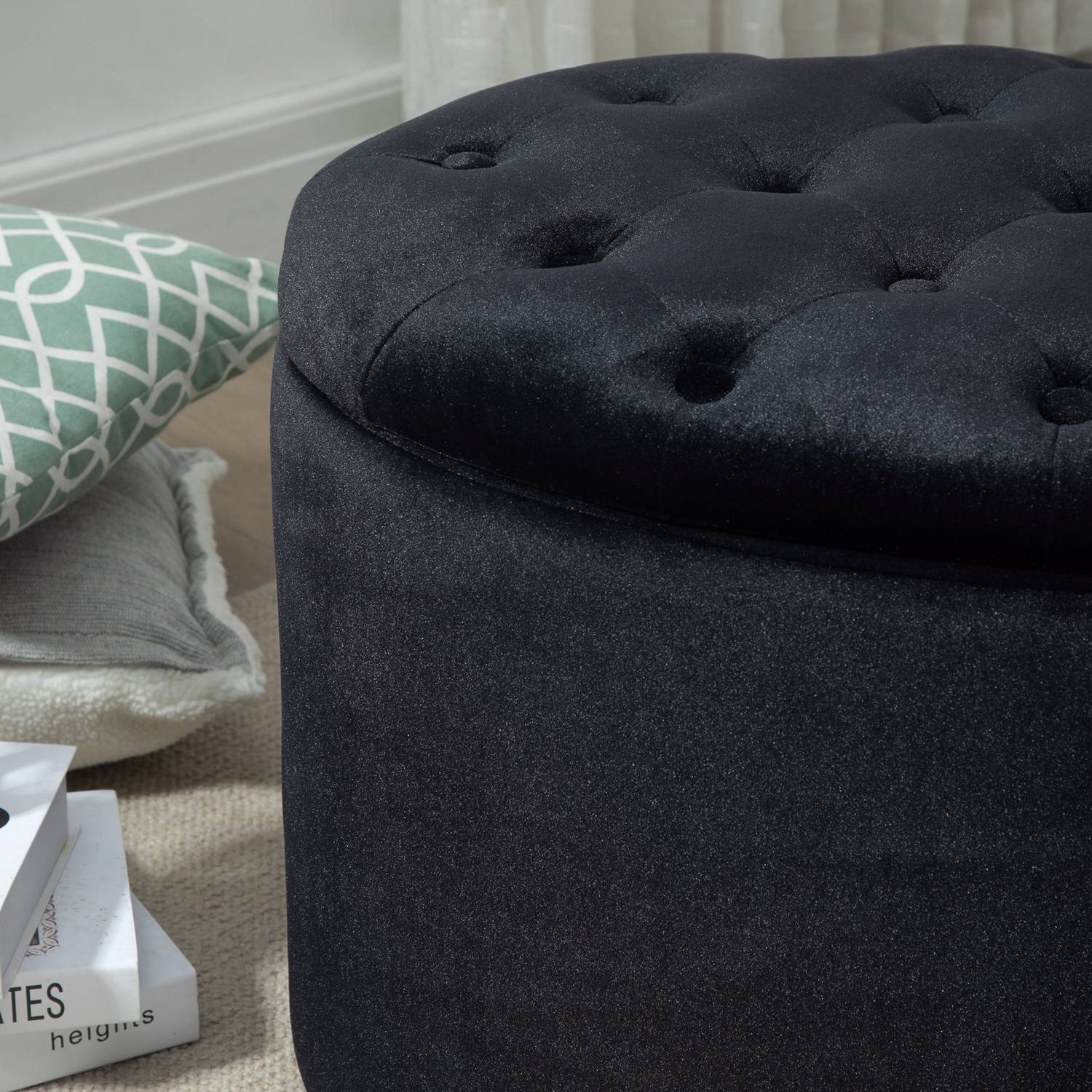 Modern svart oval bänk – stoppad förvaring, sammetslen finish