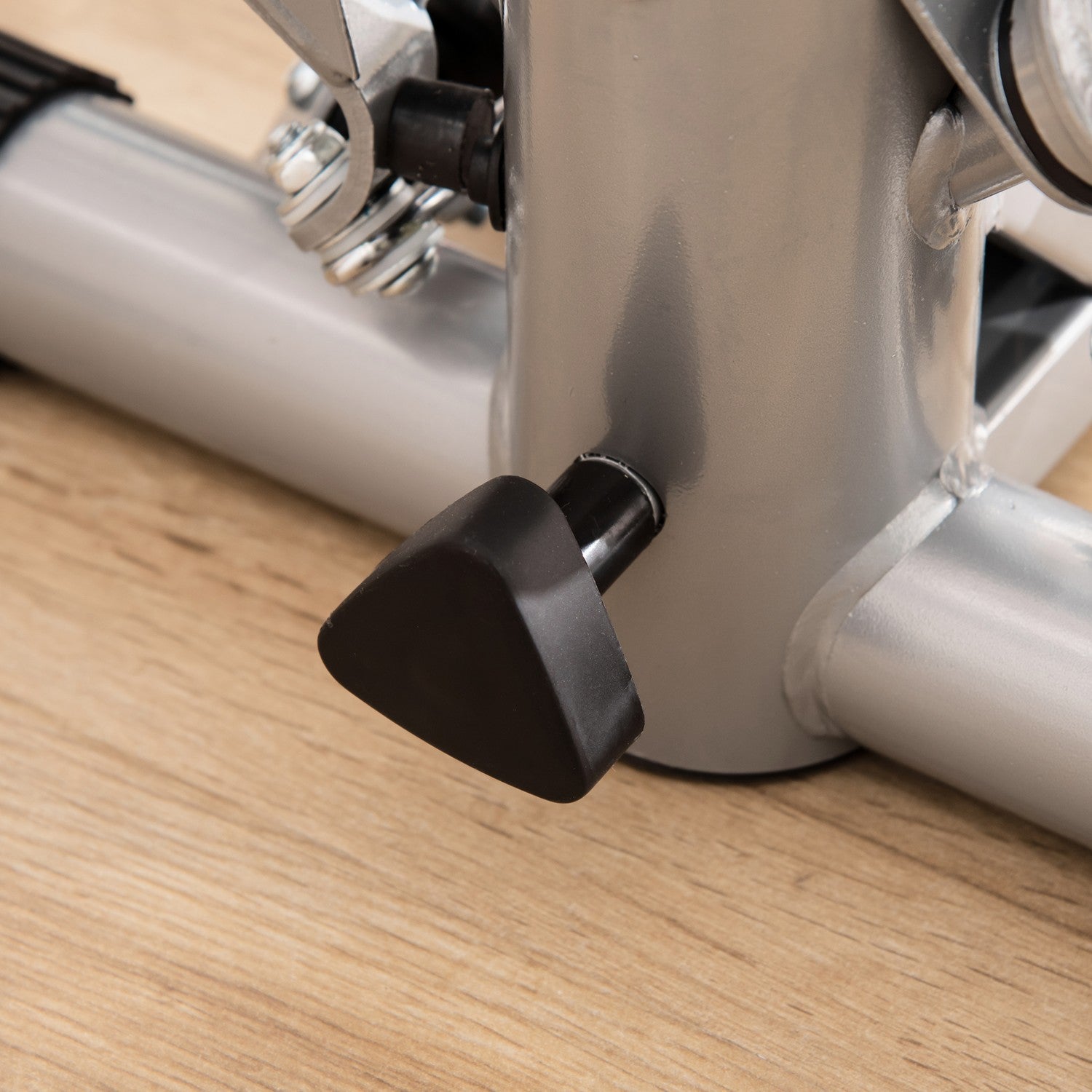 Motionscykel med justerbar hastighet och LCD-skärm