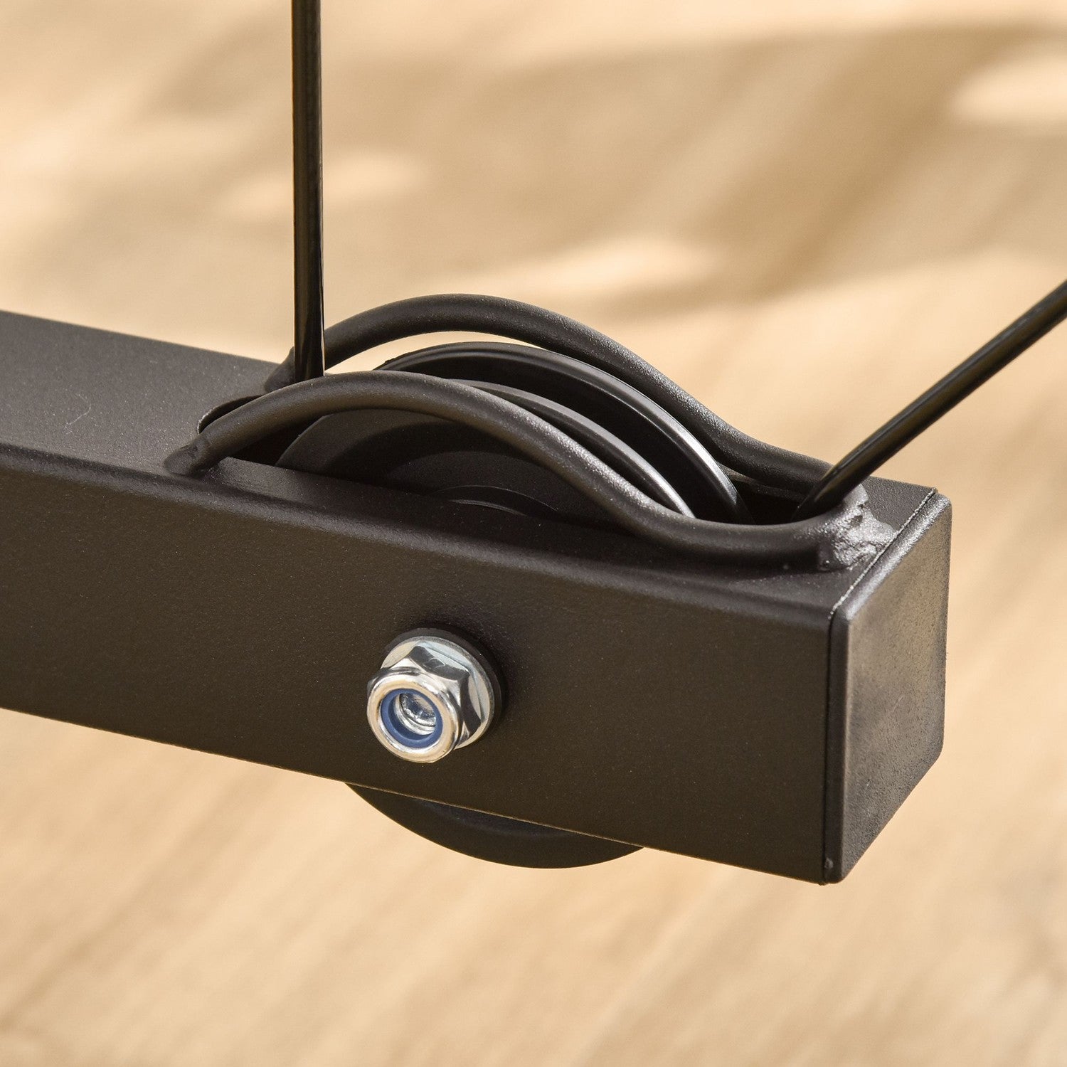 Multifunktionell träningsstation, justerbar sits och remskiva