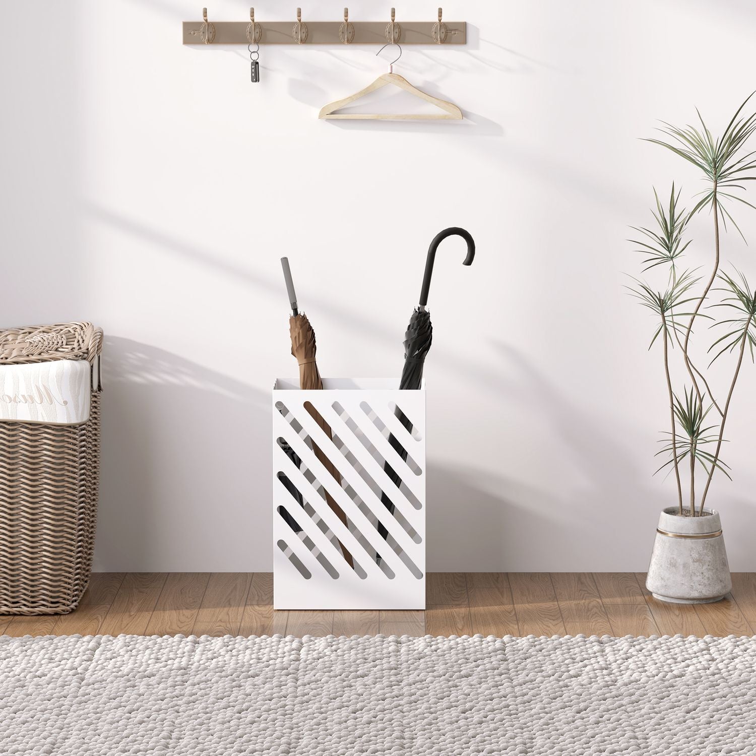 Paraplyställ i vit stål med krokar och vattenbricka