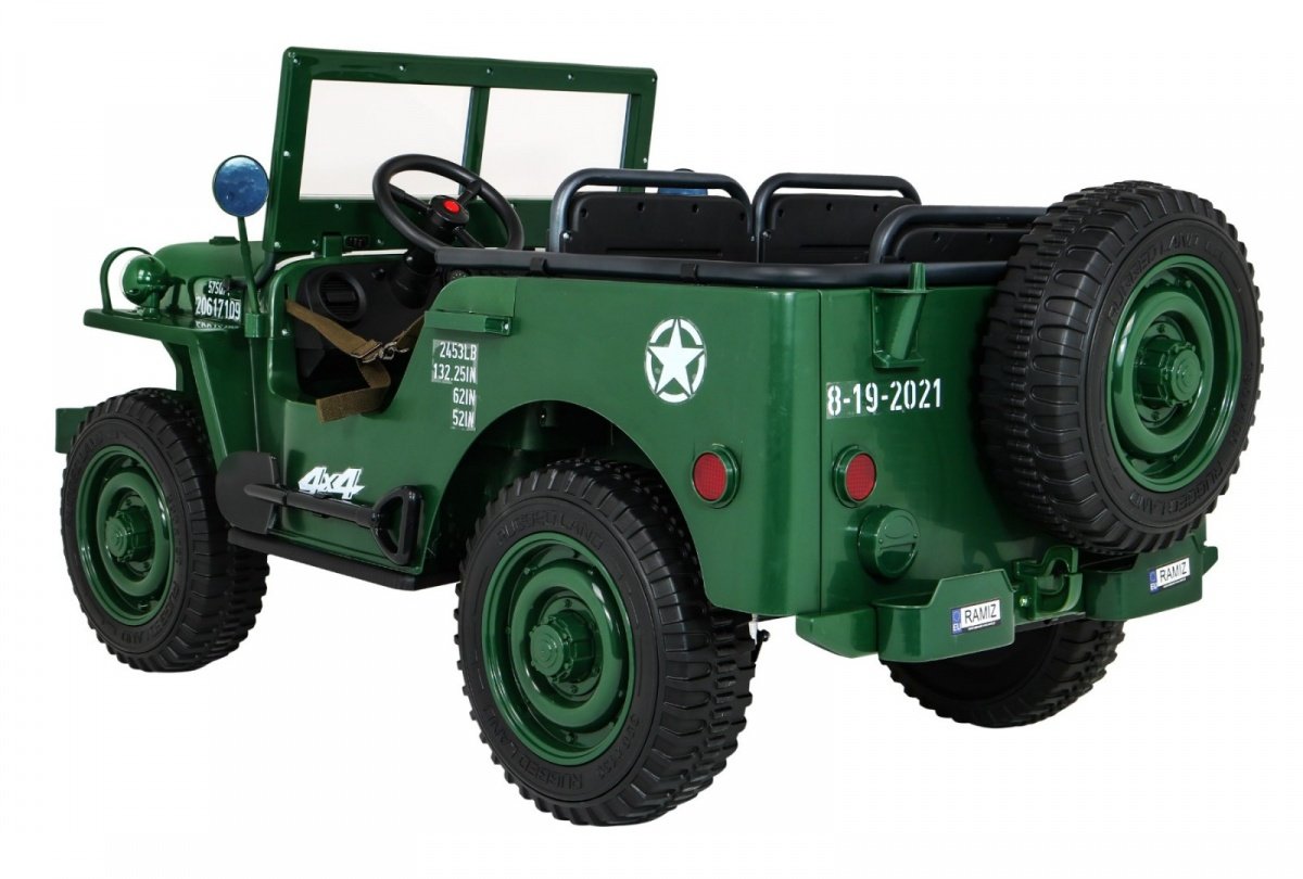 Retro 4x4 militärfordon med fjärrkontroll, LED, MP3, 3 säten