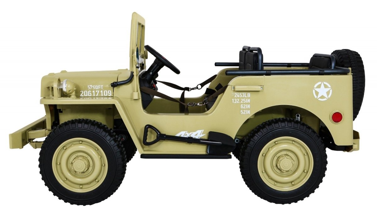 Retro 4x4 militärfordon med fjärrkontroll, LED, MP3, 3 säten