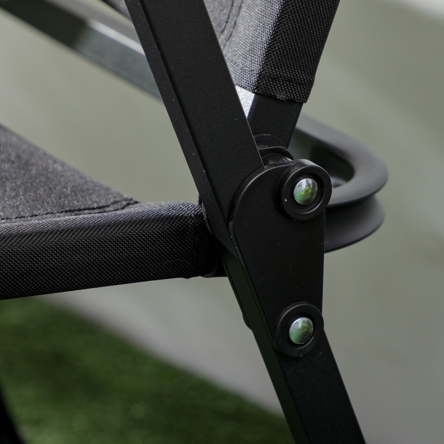 Set med 2 hopfällbara campingstolar, svart stålram